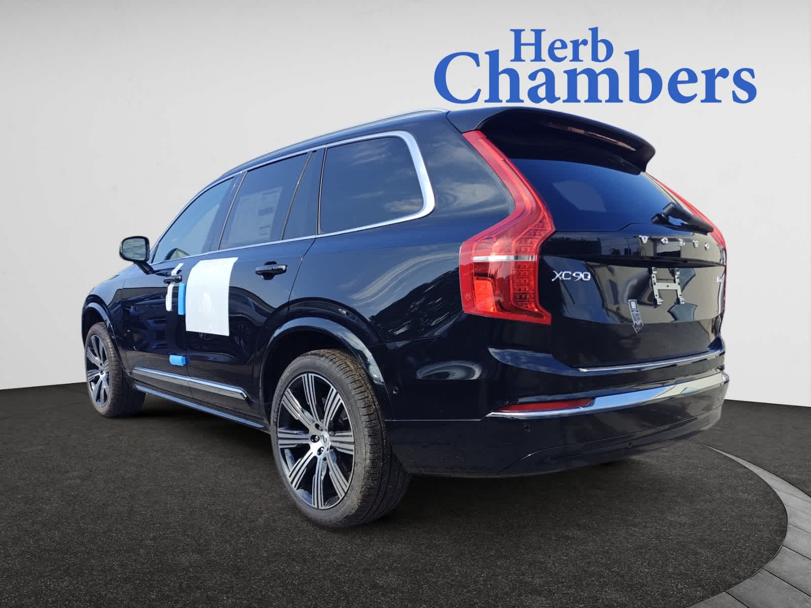 new 2025 Volvo XC90 car, priced at $68,955