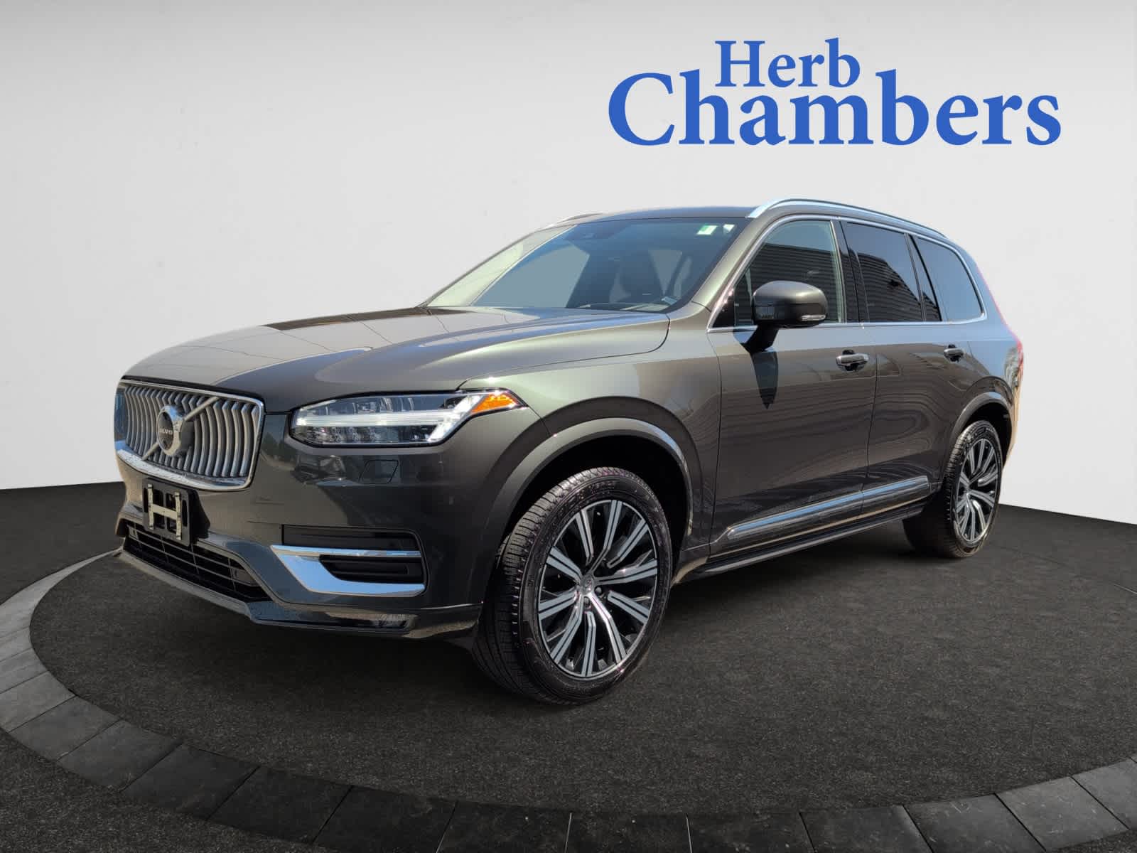 used 2022 Volvo XC90 car, priced at $32,998