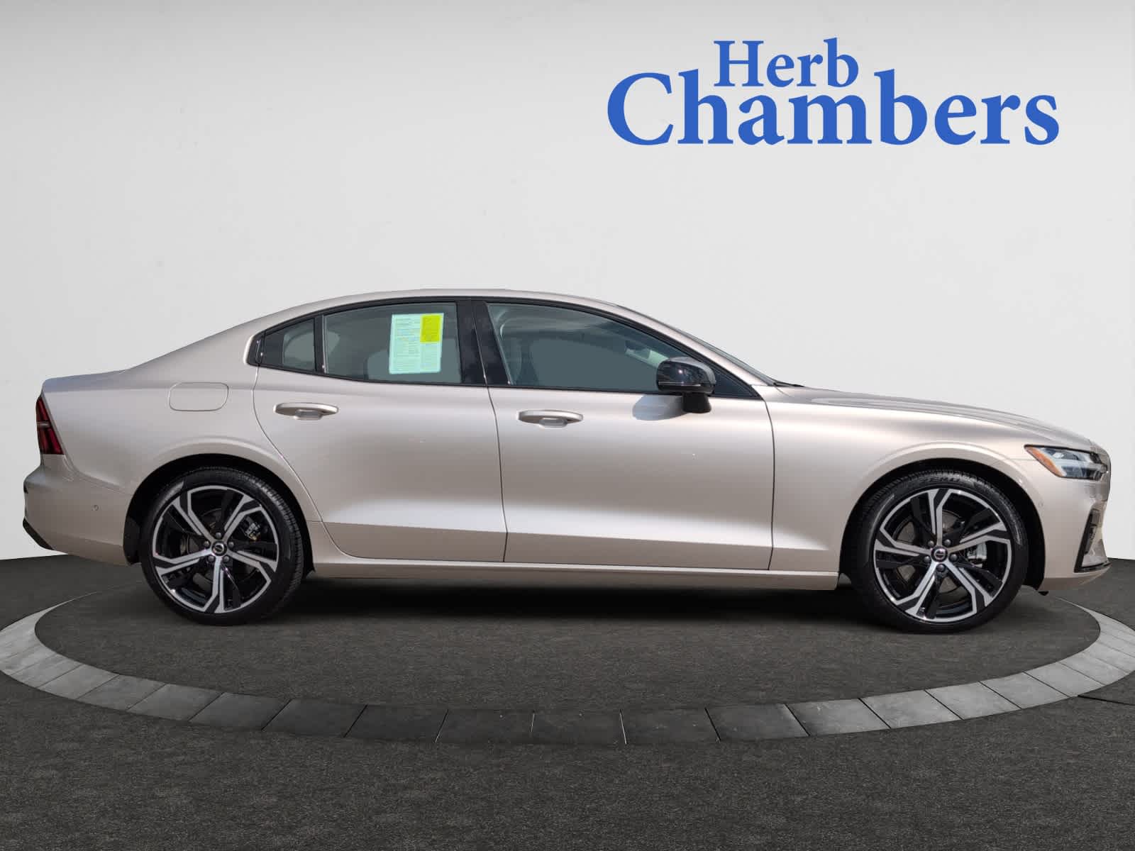 new 2024 Volvo S60 car, priced at $36,998