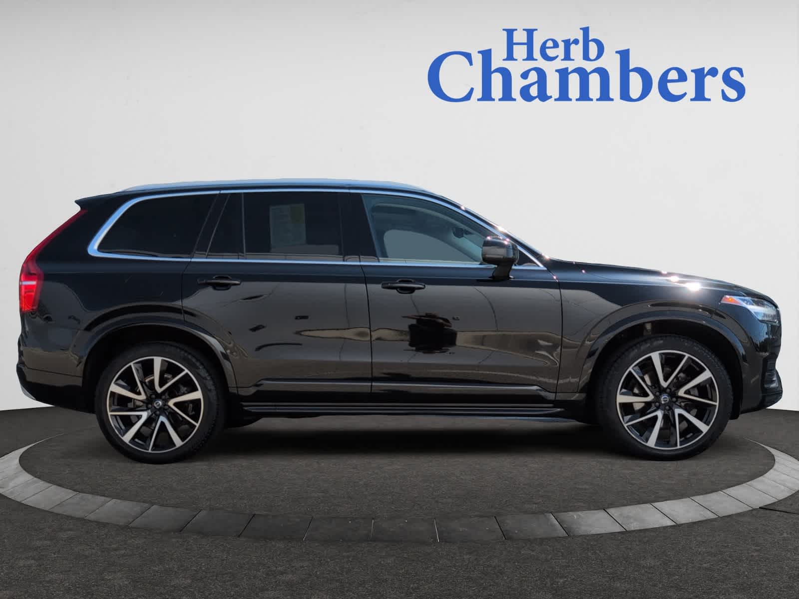 used 2022 Volvo XC90 car, priced at $42,998