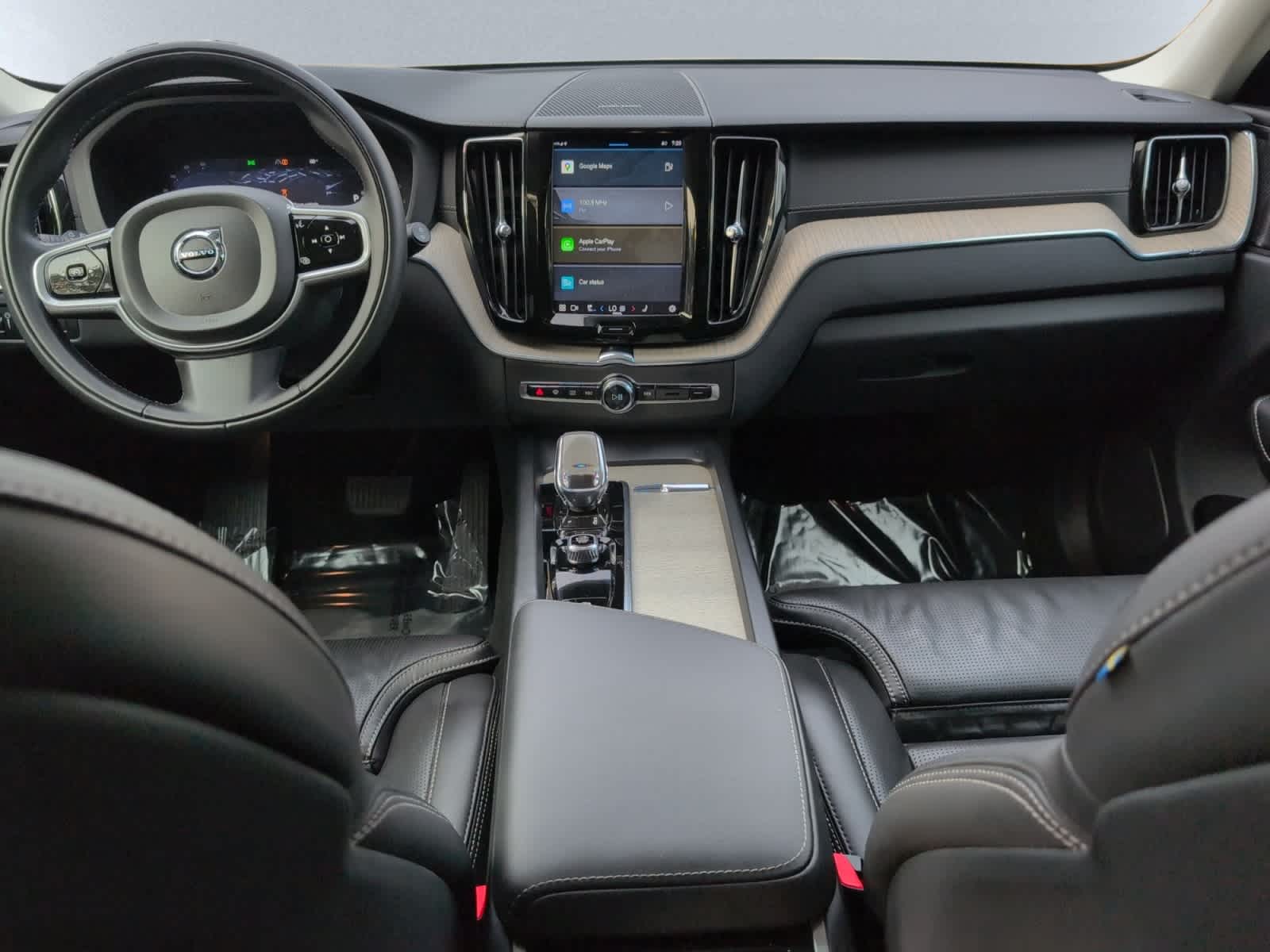 used 2022 Volvo XC60 car, priced at $40,998