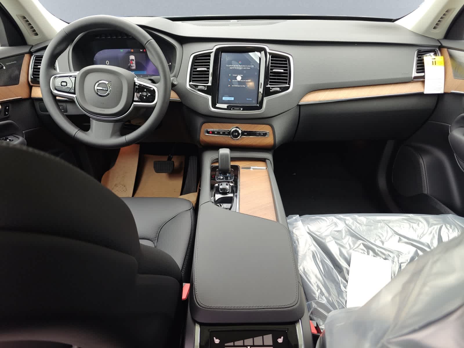 new 2025 Volvo XC90 II car, priced at $78,065