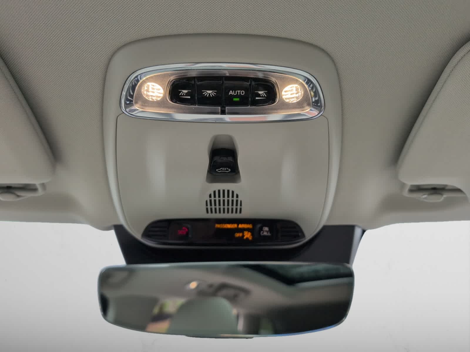 used 2022 Volvo XC90 car, priced at $41,998