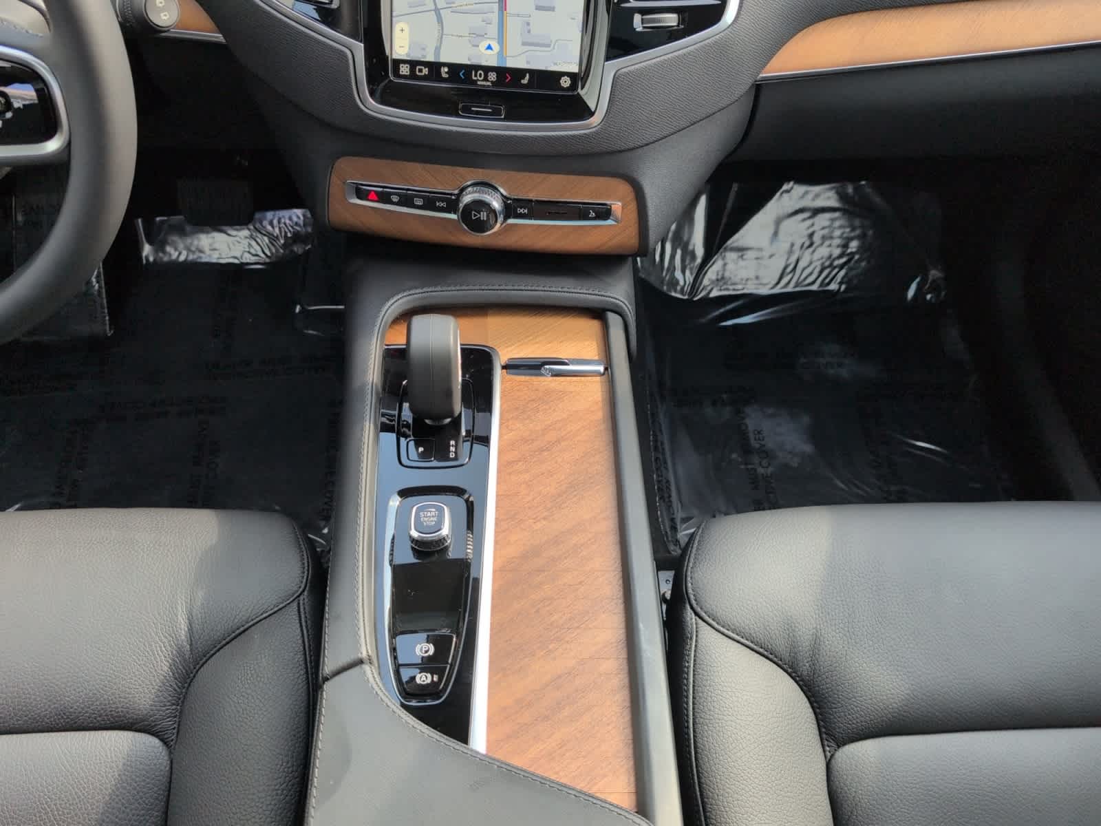 new 2024 Volvo XC90 car, priced at $54,998