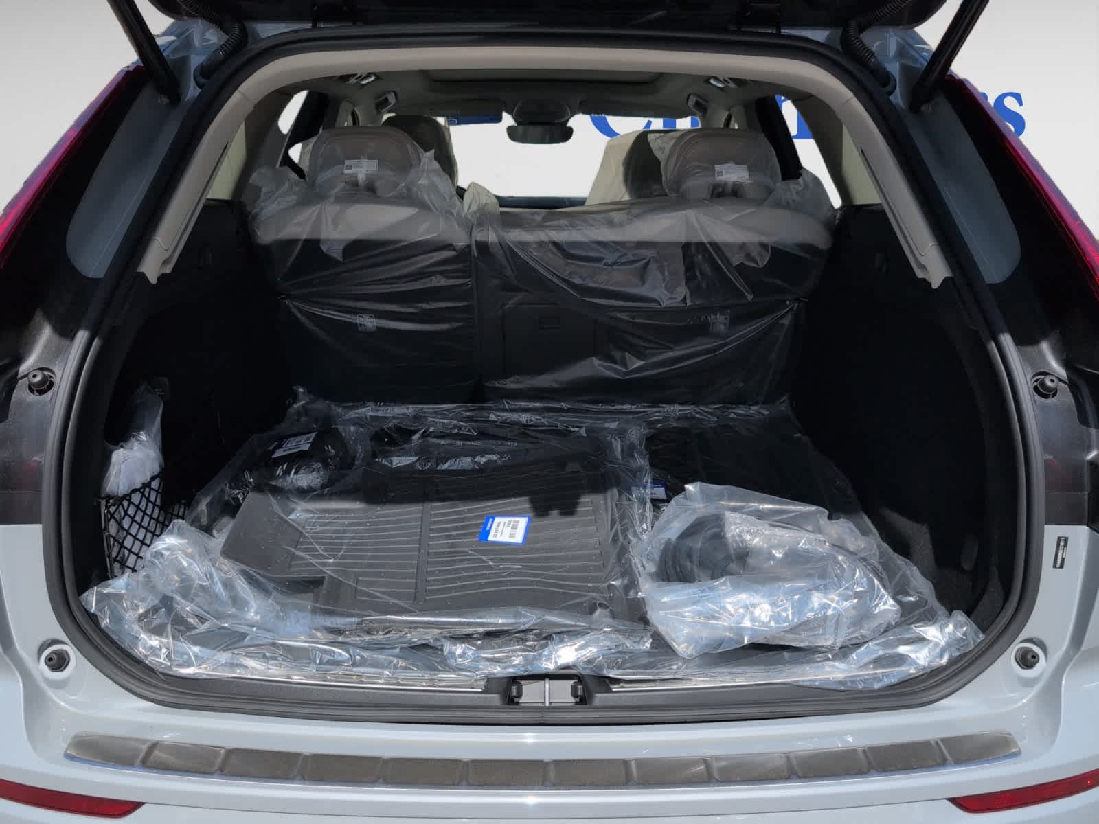 new 2025 Volvo XC60 plug-in hybrid car, priced at $71,510