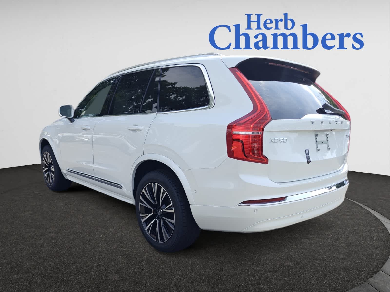 new 2025 Volvo XC90 II car, priced at $76,375