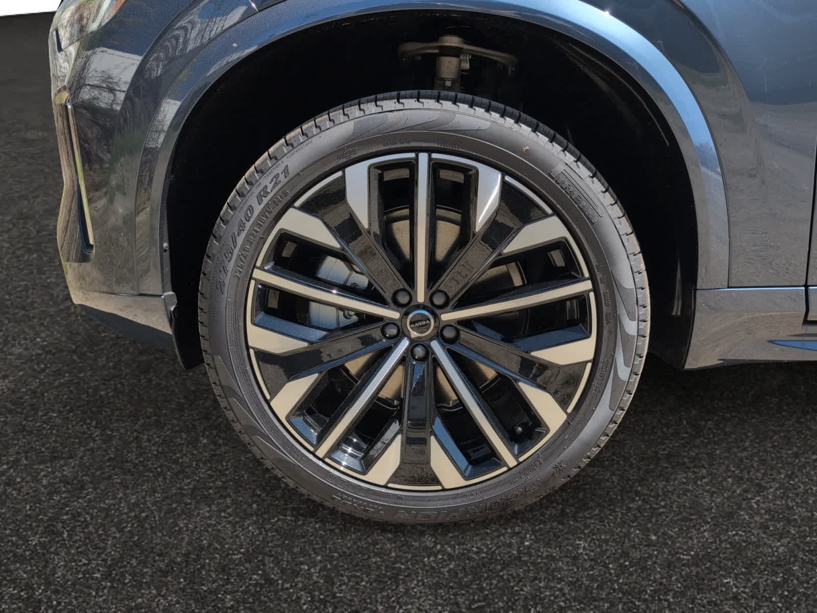 new 2025 Volvo XC90 car, priced at $60,545