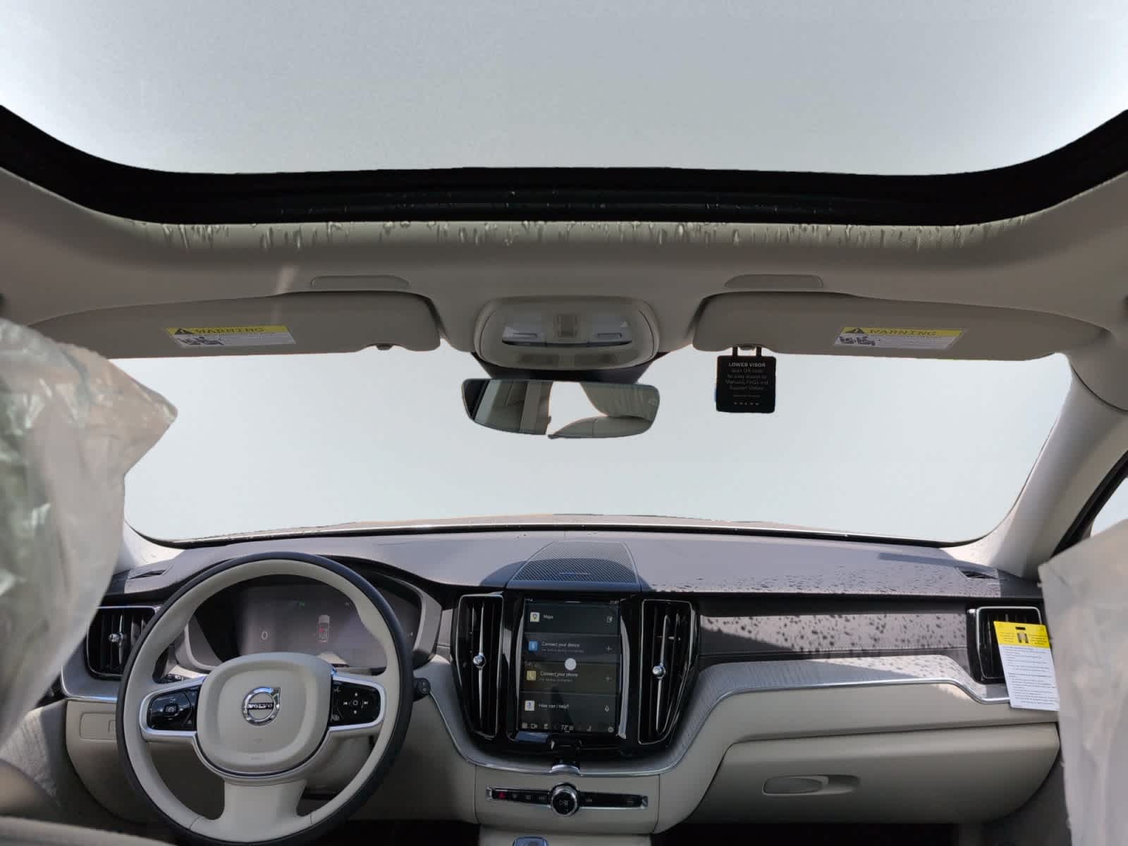 new 2025 Volvo XC60 plug-in hybrid car, priced at $71,510