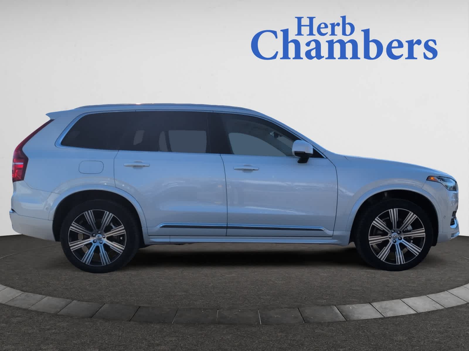 new 2025 Volvo XC90 car, priced at $68,065