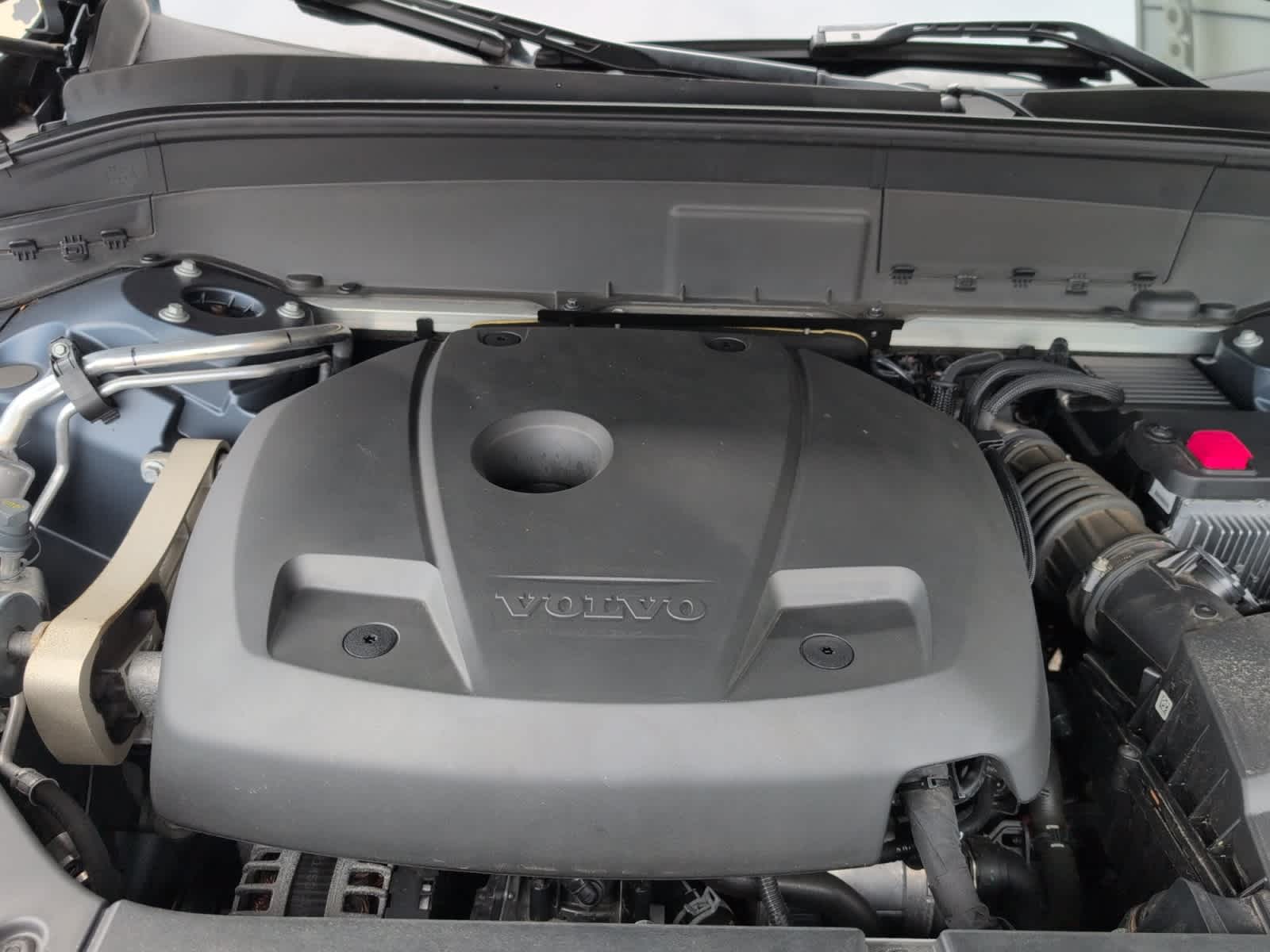 used 2022 Volvo XC90 car, priced at $46,998