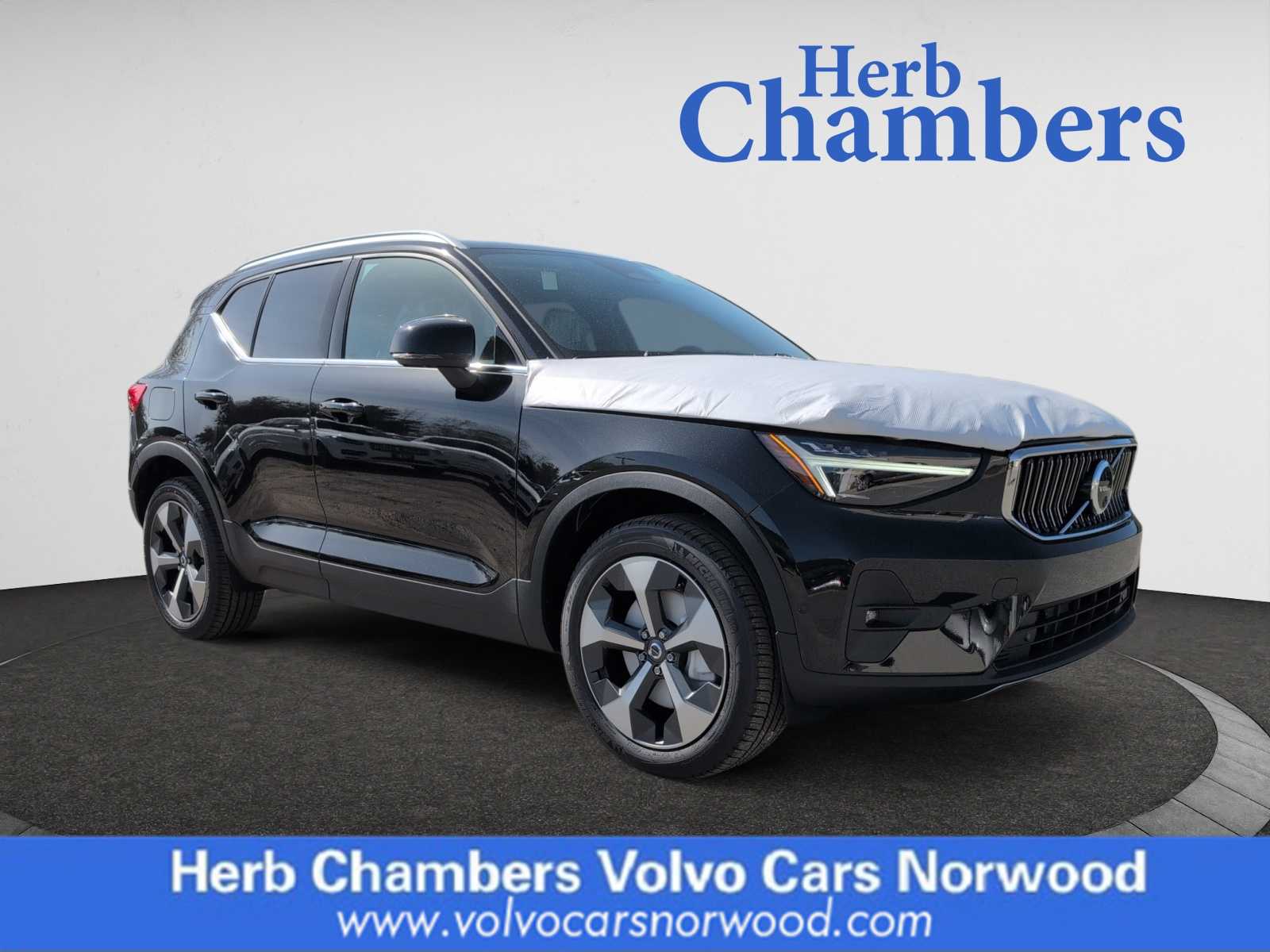 new 2025 Volvo XC40 car, priced at $48,335
