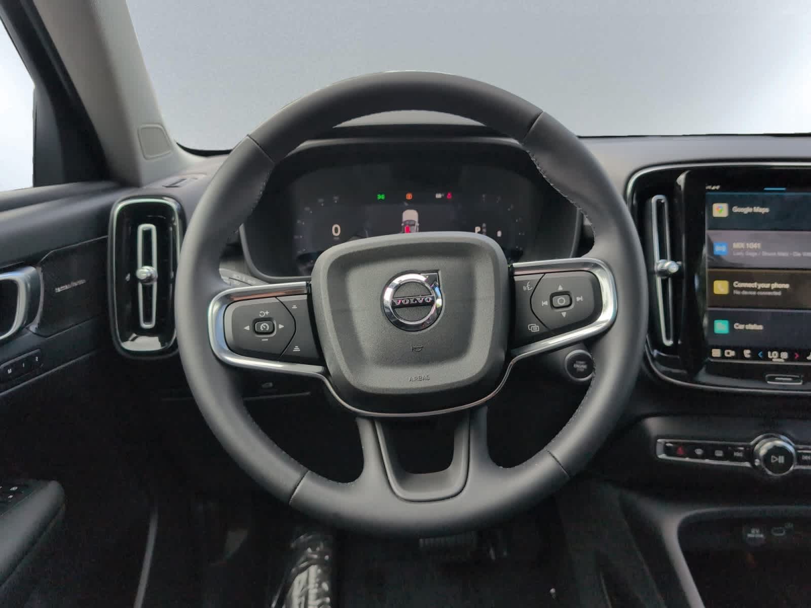 used 2024 Volvo XC40 B5 A ULT car, priced at $44,998