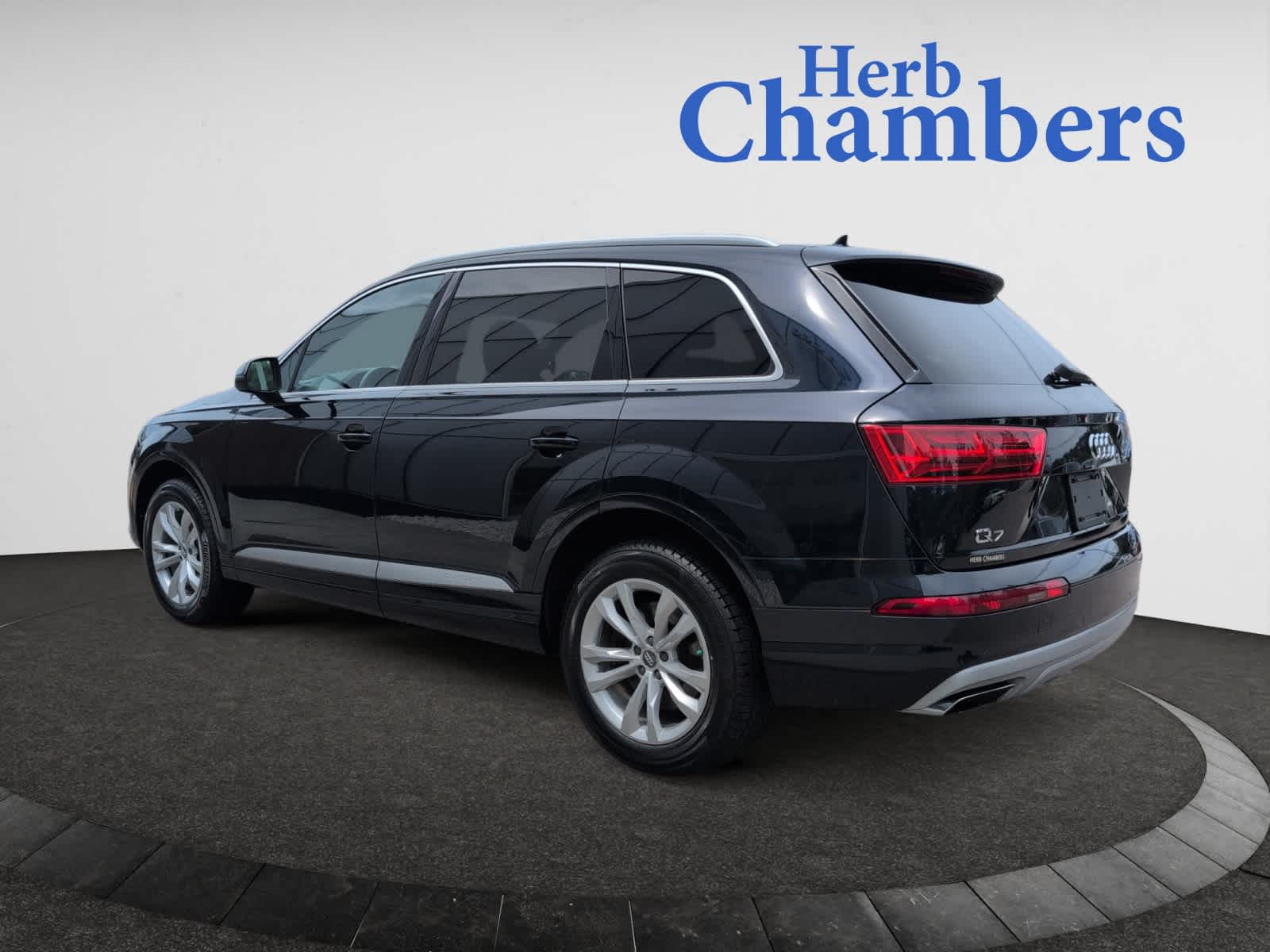 used 2017 Audi Q7 car, priced at $22,998