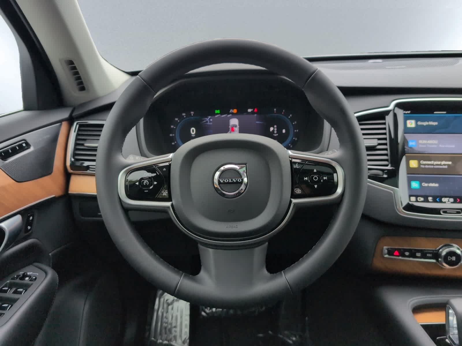 new 2024 Volvo XC90 car, priced at $54,998