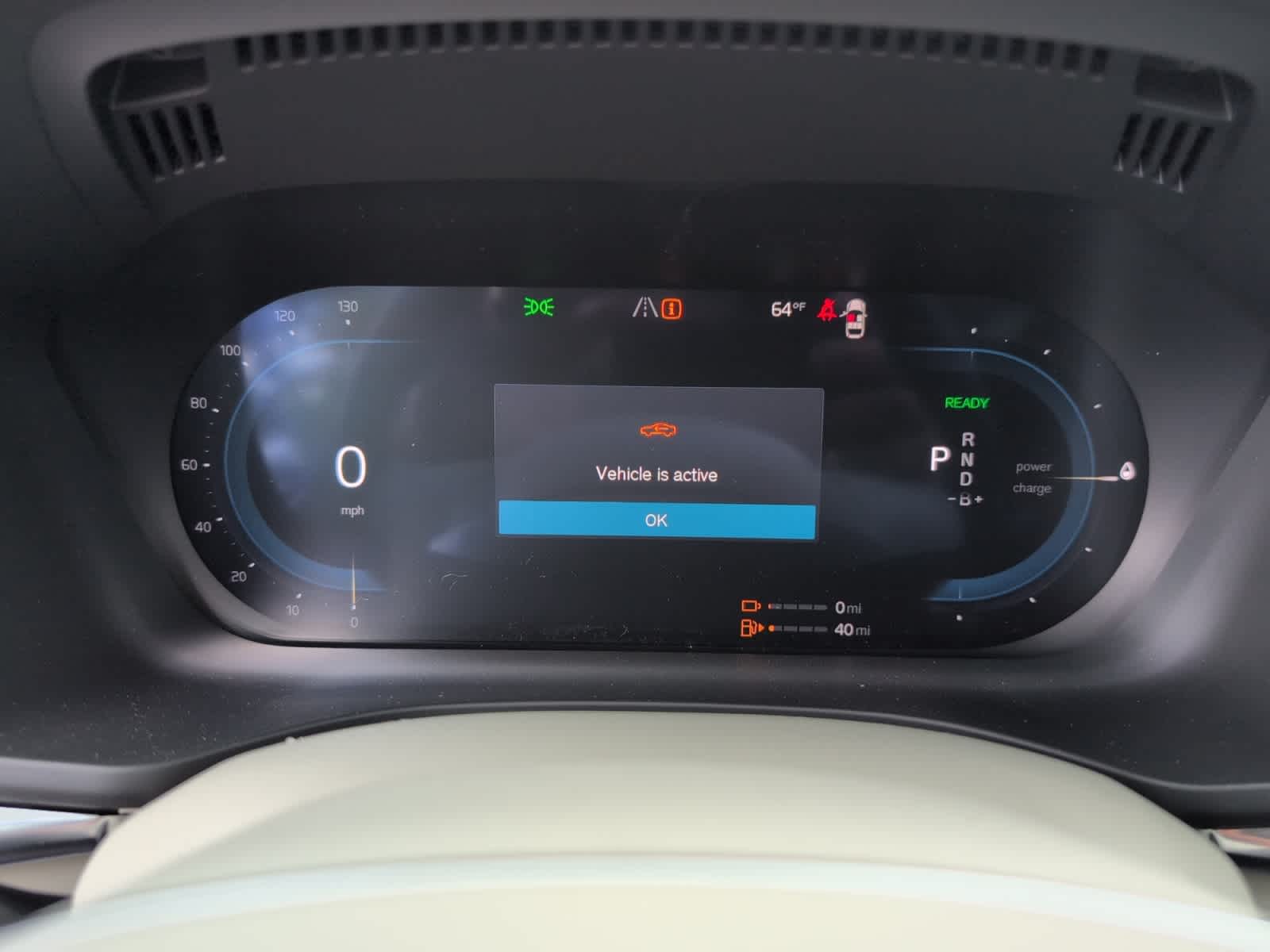 new 2025 Volvo XC60 plug-in hybrid car, priced at $67,405