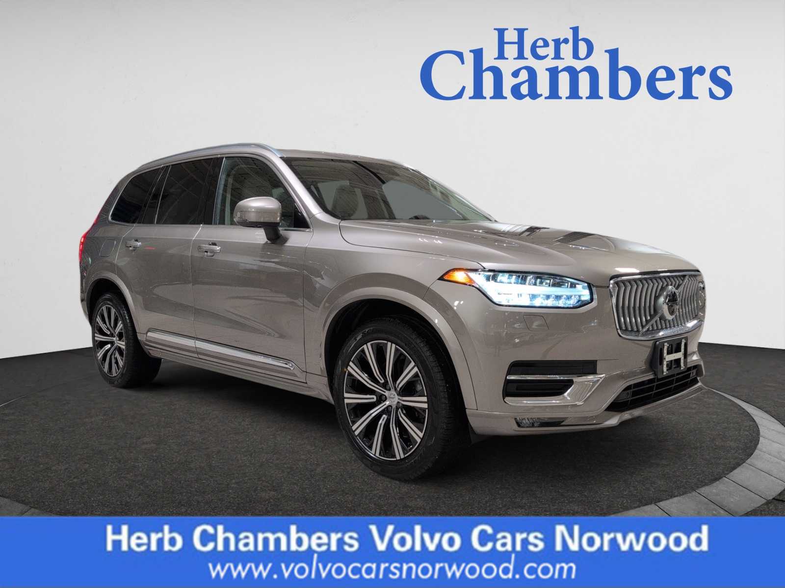 used 2022 Volvo XC90 car, priced at $42,998