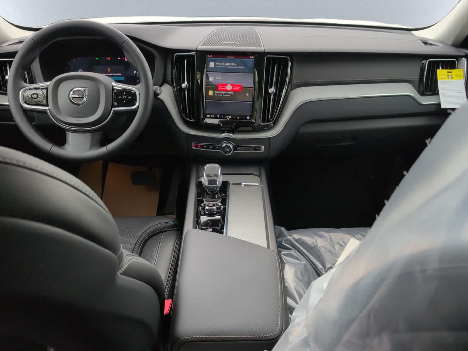 new 2025 Volvo XC60 car, priced at $61,400