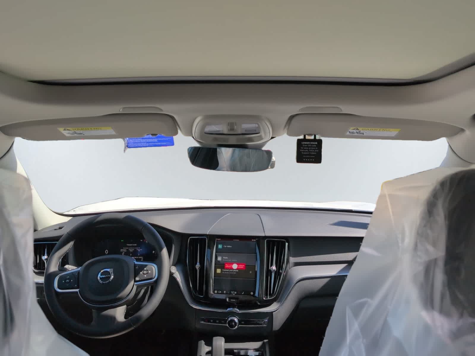 new 2025 Volvo XC60 car, priced at $50,300