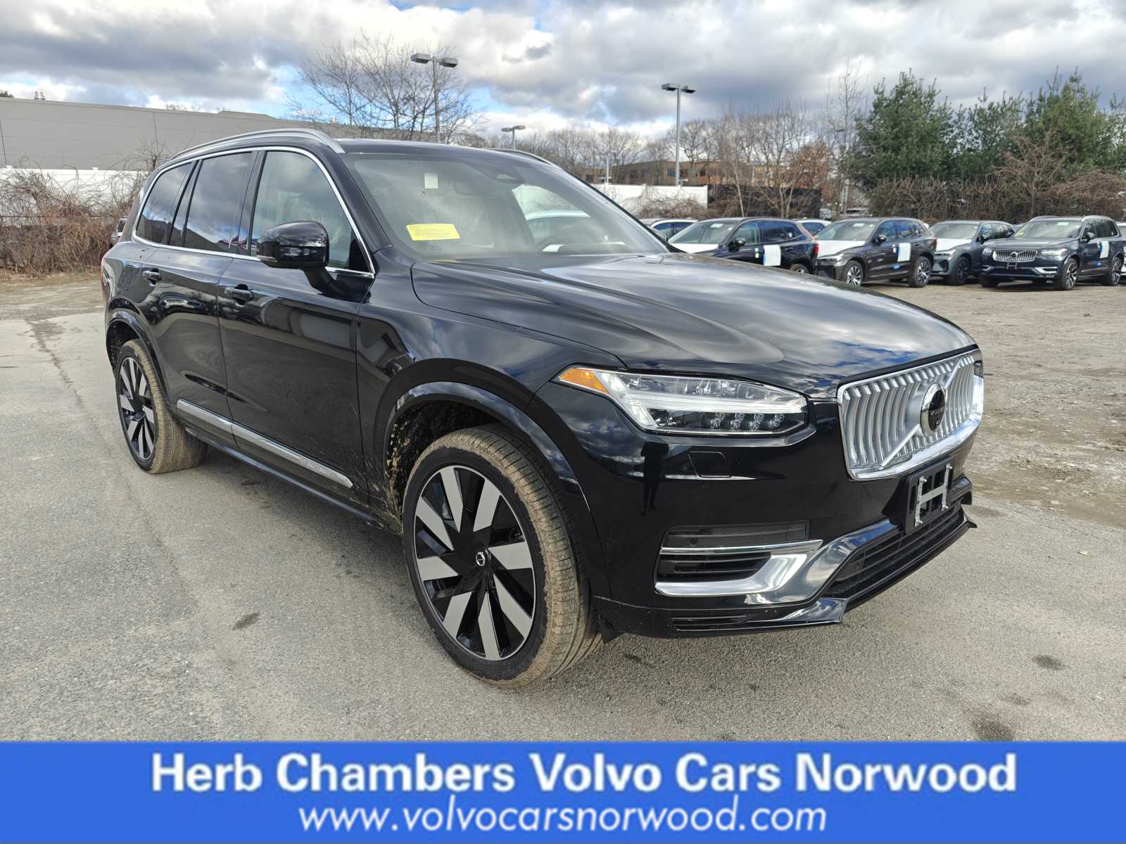 new 2024 Volvo XC90 plug-in hybrid car, priced at $81,250