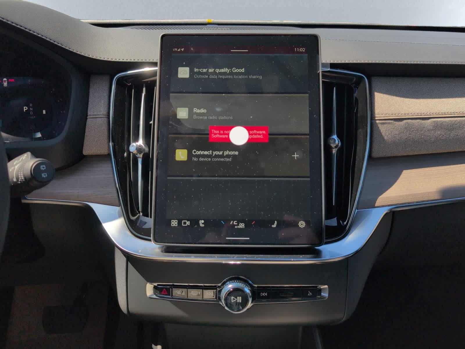 new 2025 Volvo XC90 car, priced at $69,155