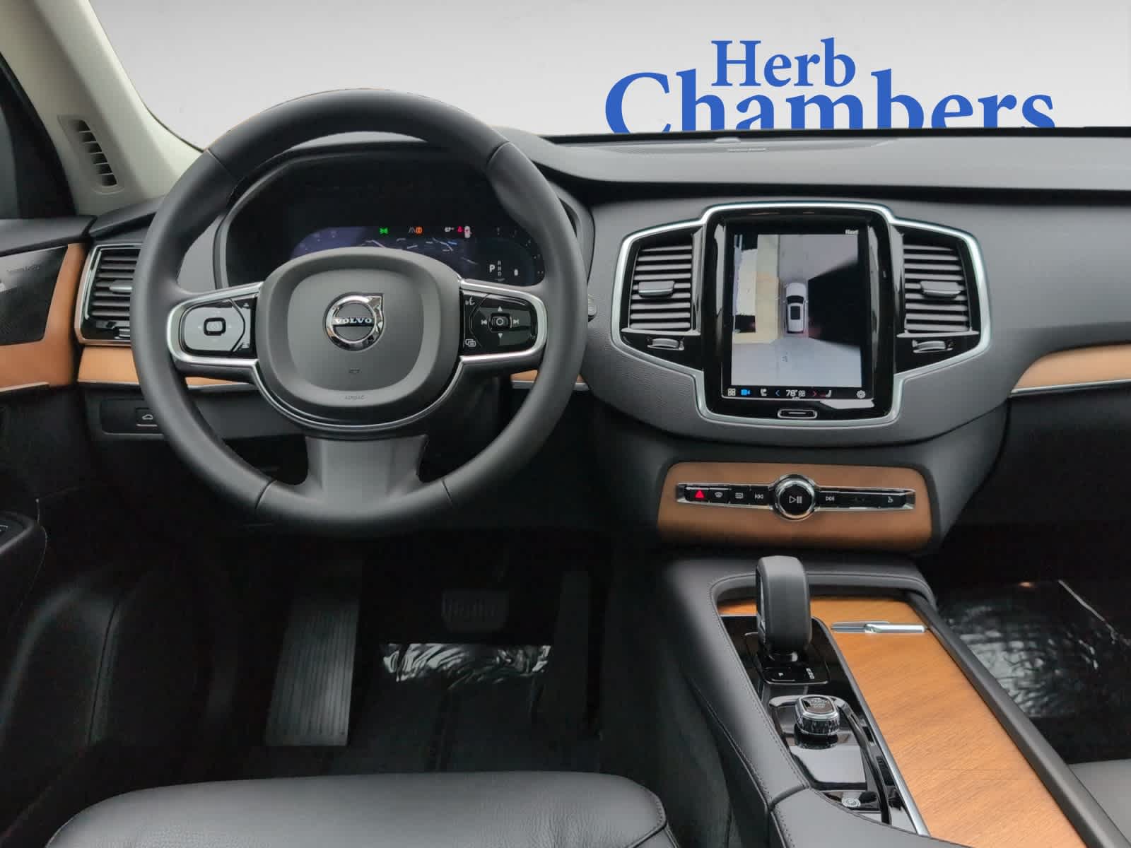 used 2024 Volvo XC90 car, priced at $50,998