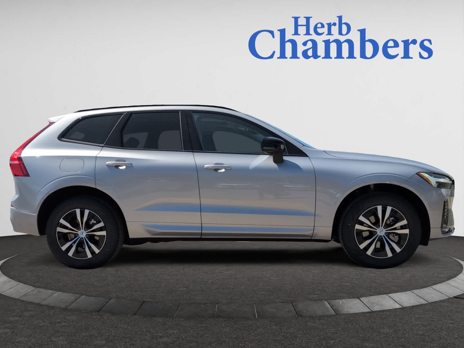 new 2025 Volvo XC60 car, priced at $50,300