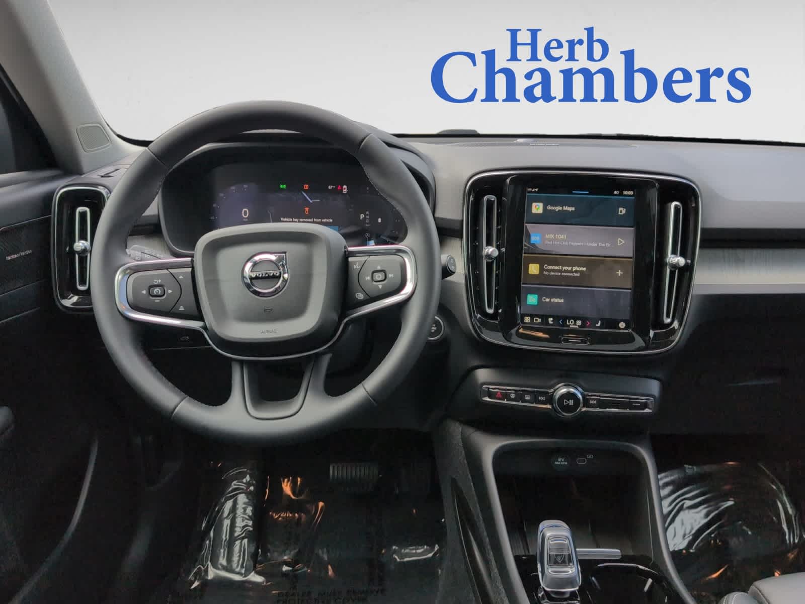 used 2024 Volvo XC40 B5 A ULT car, priced at $44,998