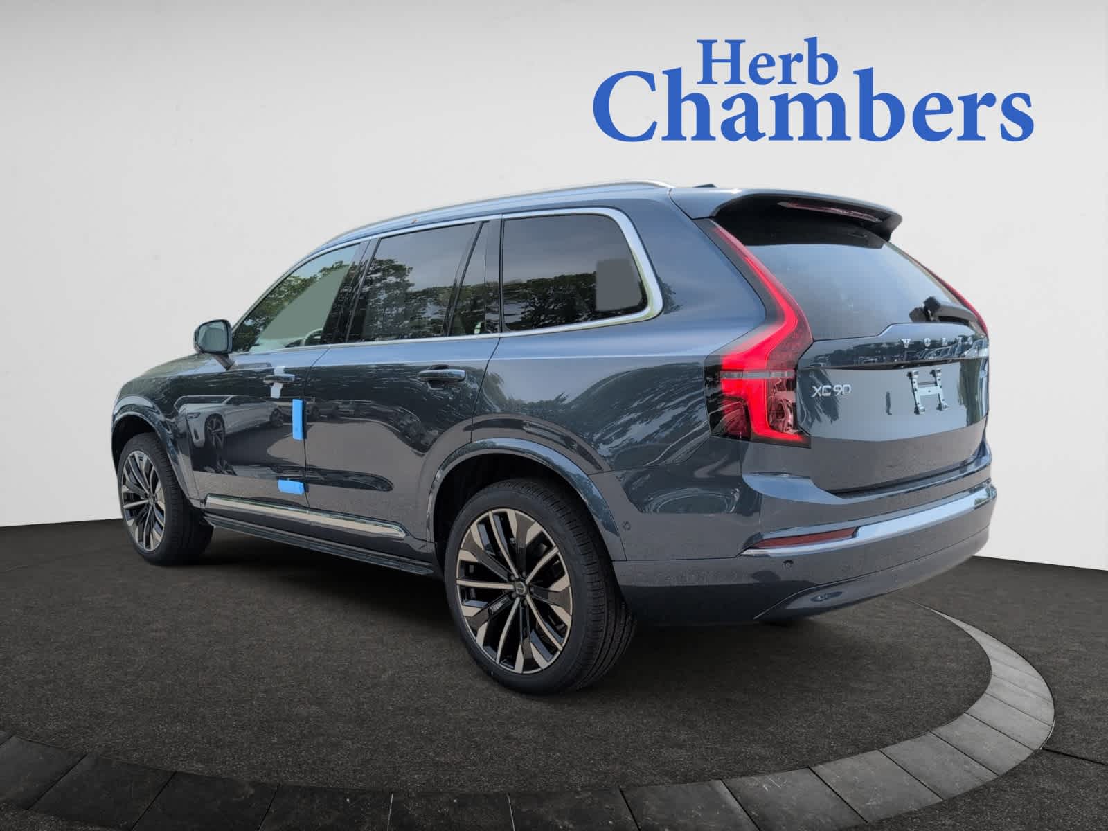 new 2025 Volvo XC90 car, priced at $66,385