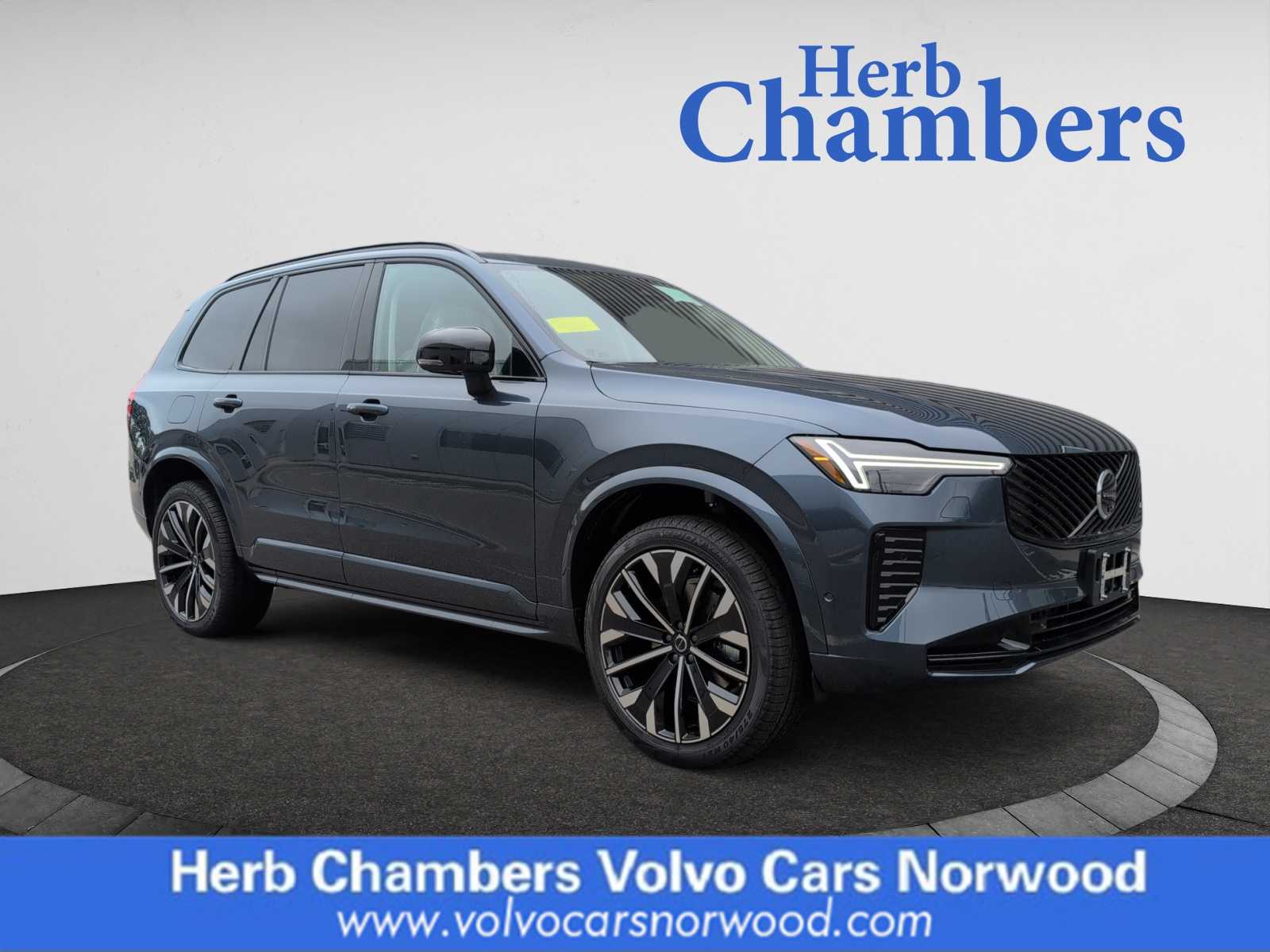 new 2026 Volvo XC90 car, priced at $75,950