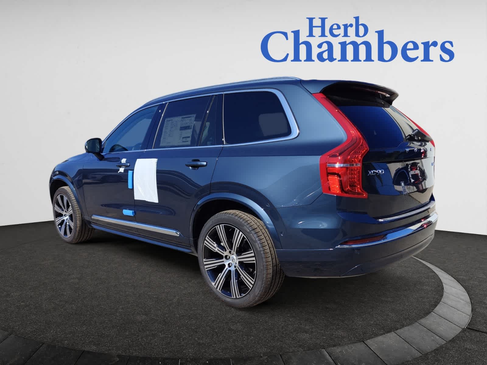 new 2025 Volvo XC90 car, priced at $73,155