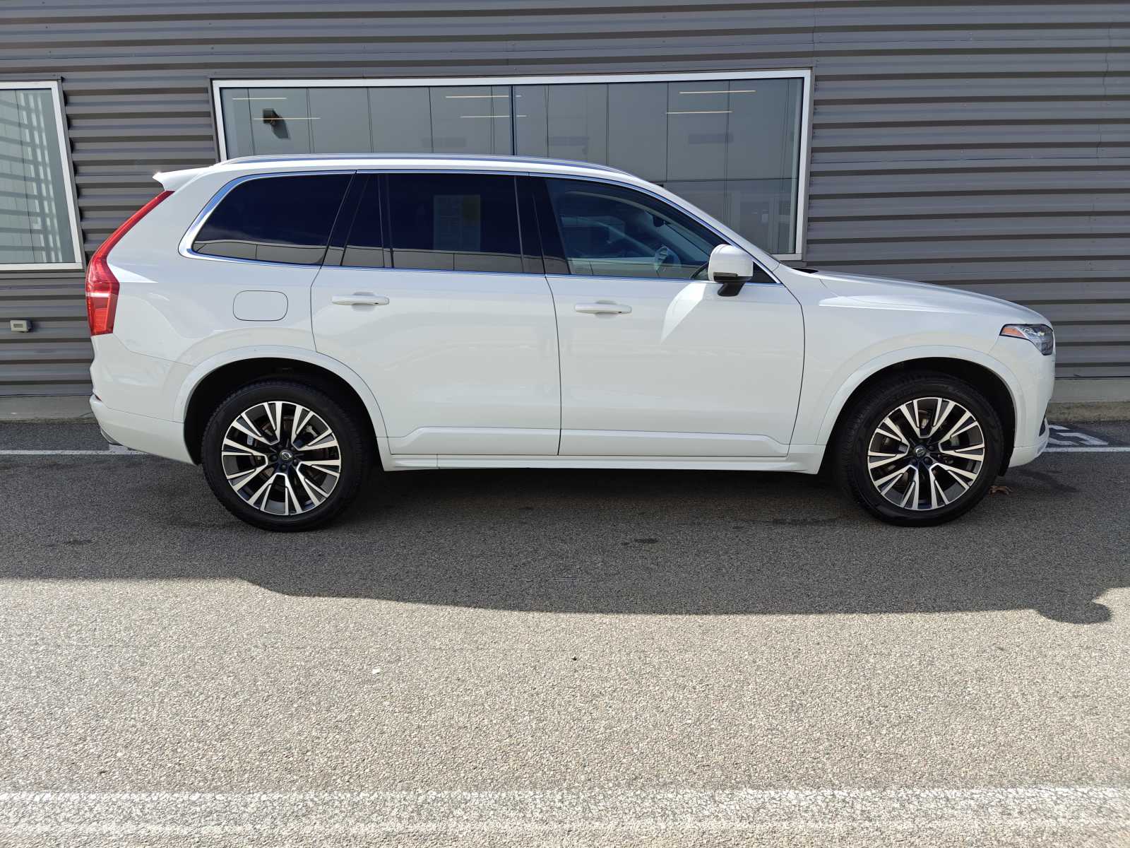 used 2021 Volvo XC90 car, priced at $36,498