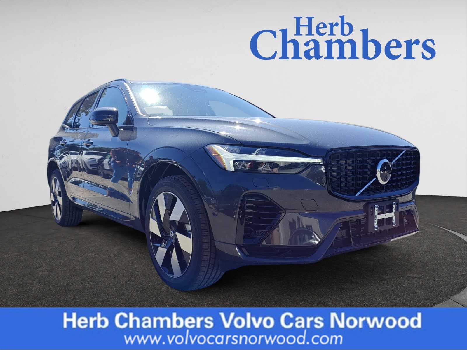 new 2025 Volvo XC60 plug-in hybrid car, priced at $67,425