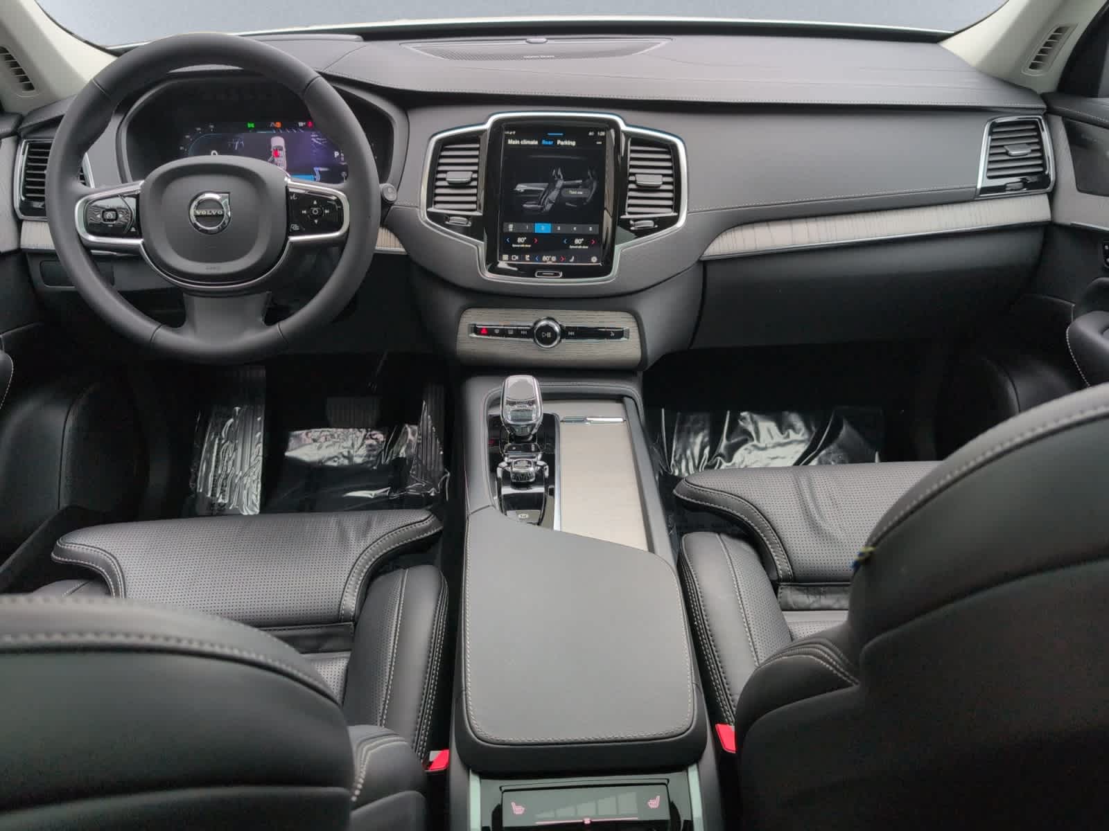 new 2024 Volvo XC90 car, priced at $71,395