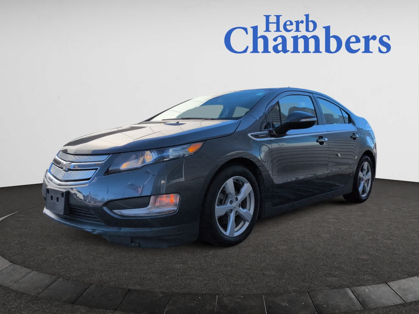 used 2013 Chevrolet Volt car, priced at $11,998