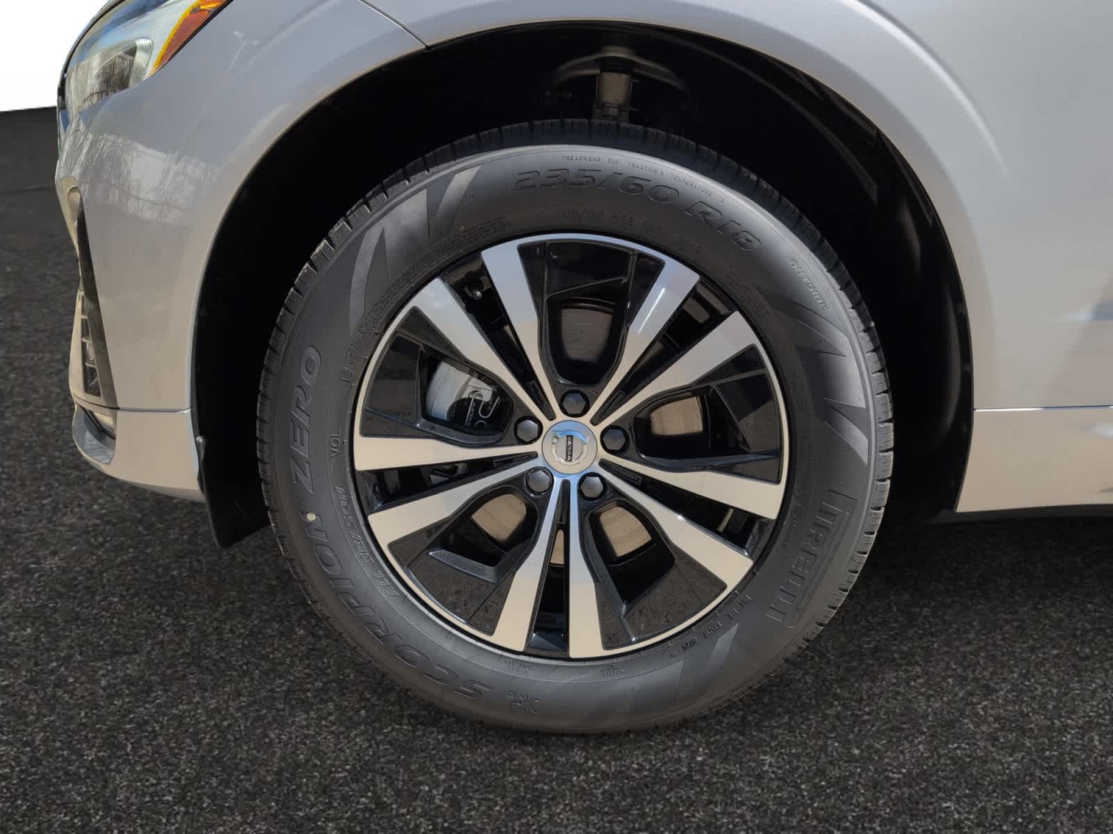new 2025 Volvo XC60 car, priced at $50,300