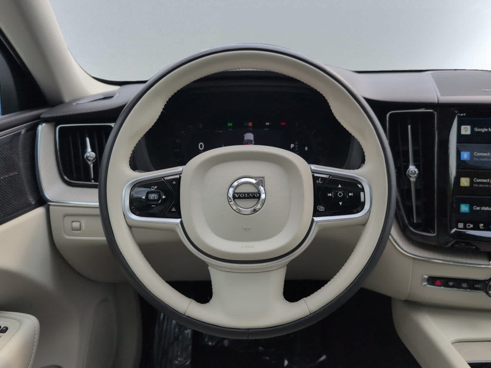 used 2022 Volvo XC60 car, priced at $41,998