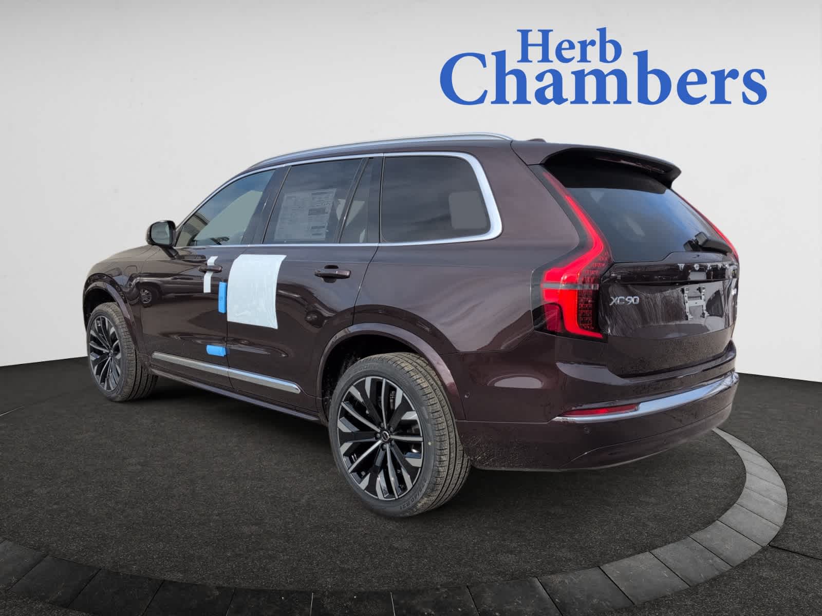 new 2025 Volvo XC90 plug-in hybrid car, priced at $78,375