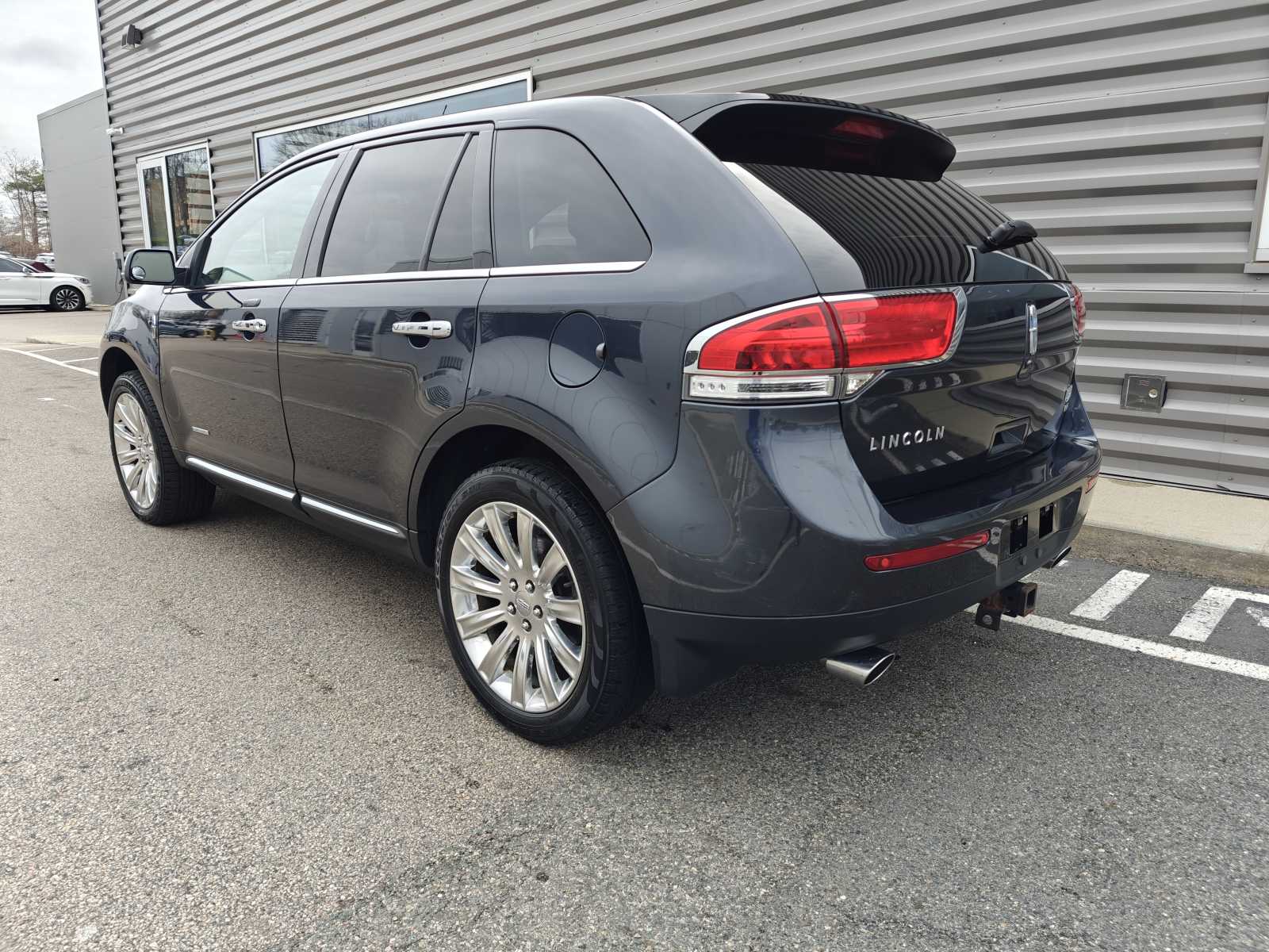 used 2013 Lincoln MKX car, priced at $16,998