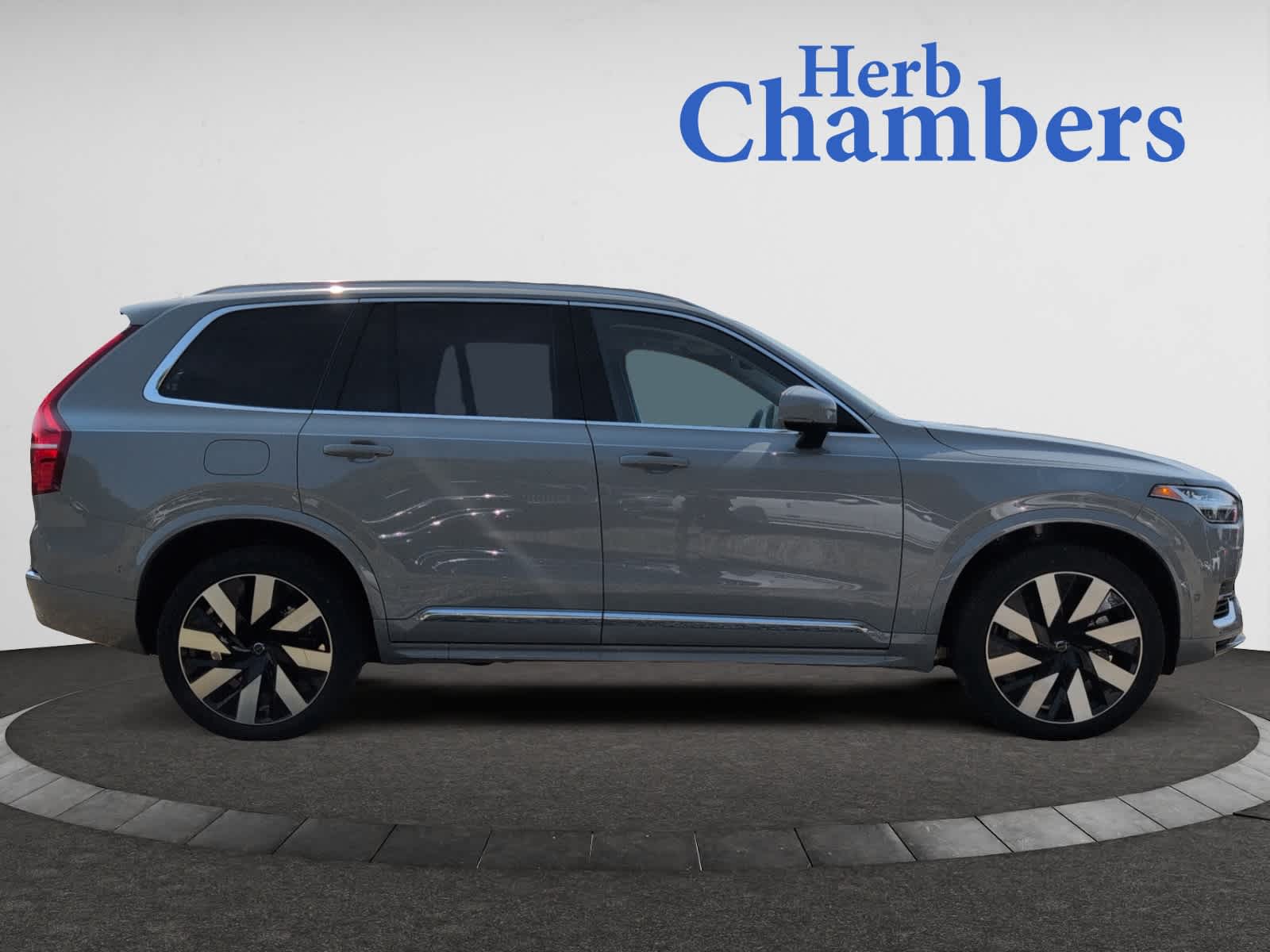 new 2025 Volvo XC90 plug-in hybrid car, priced at $85,855