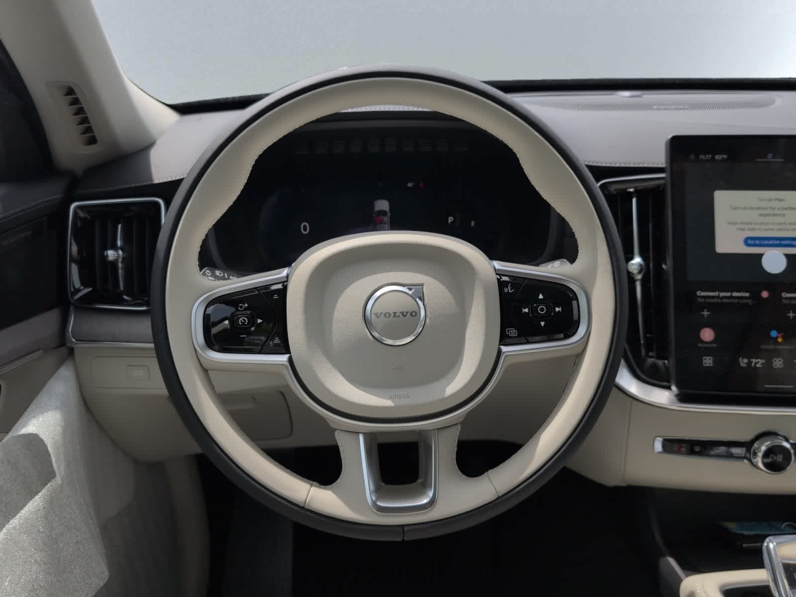 new 2025 Volvo XC90 car, priced at $73,085