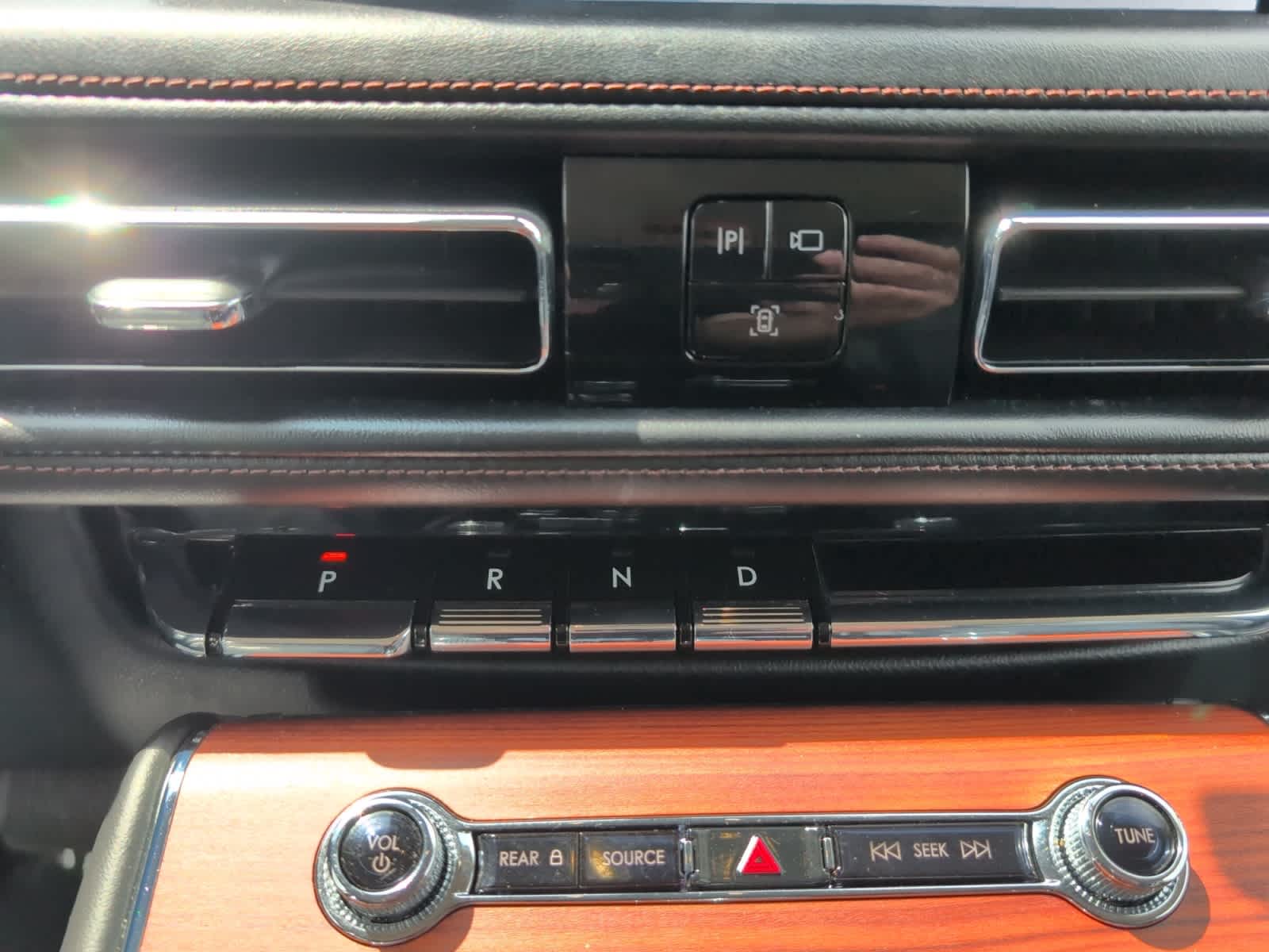 used 2020 Lincoln Aviator car, priced at $33,998
