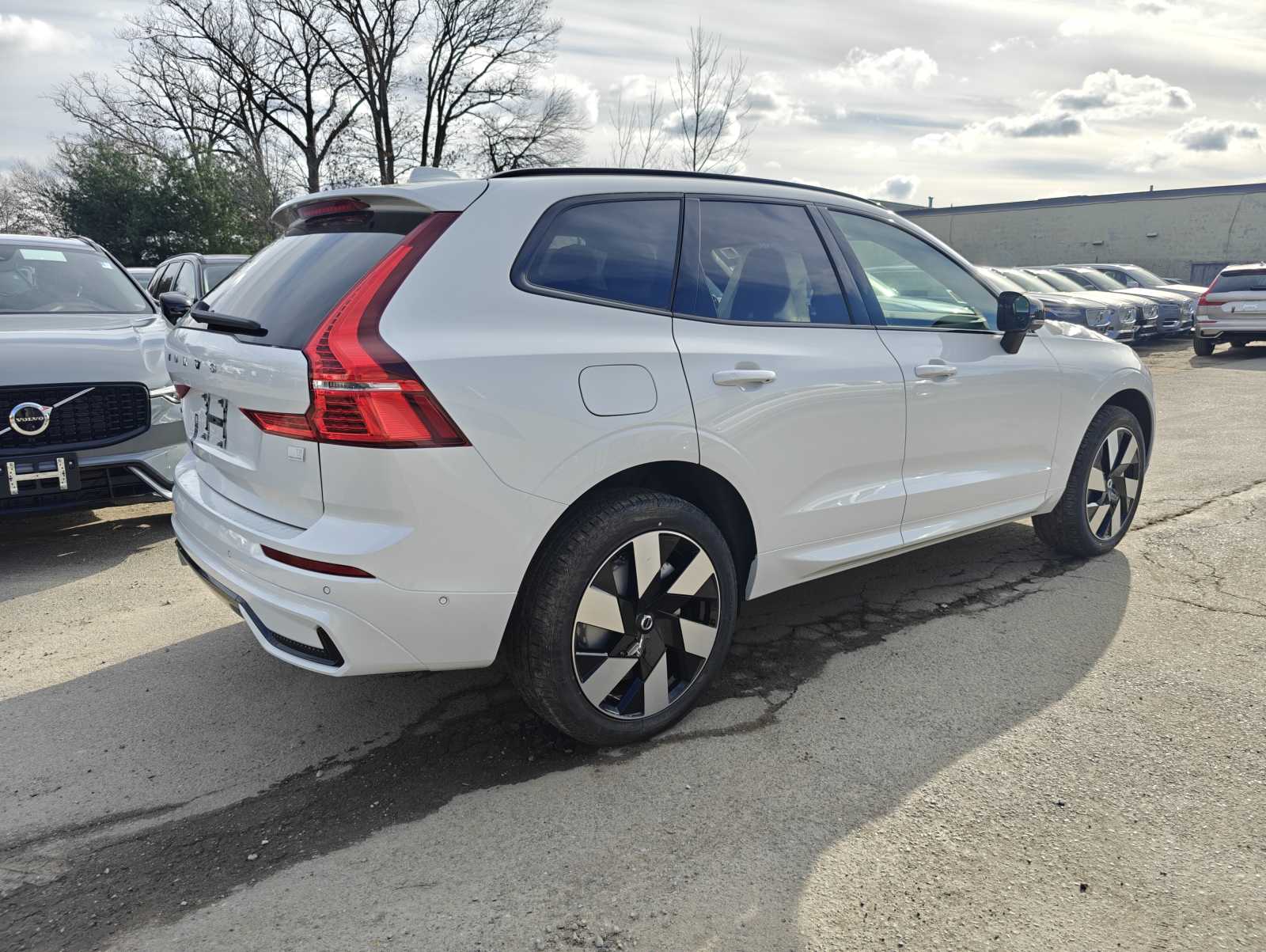 new 2024 Volvo XC60 Recharge Plug-In Hybrid car, priced at $70,765
