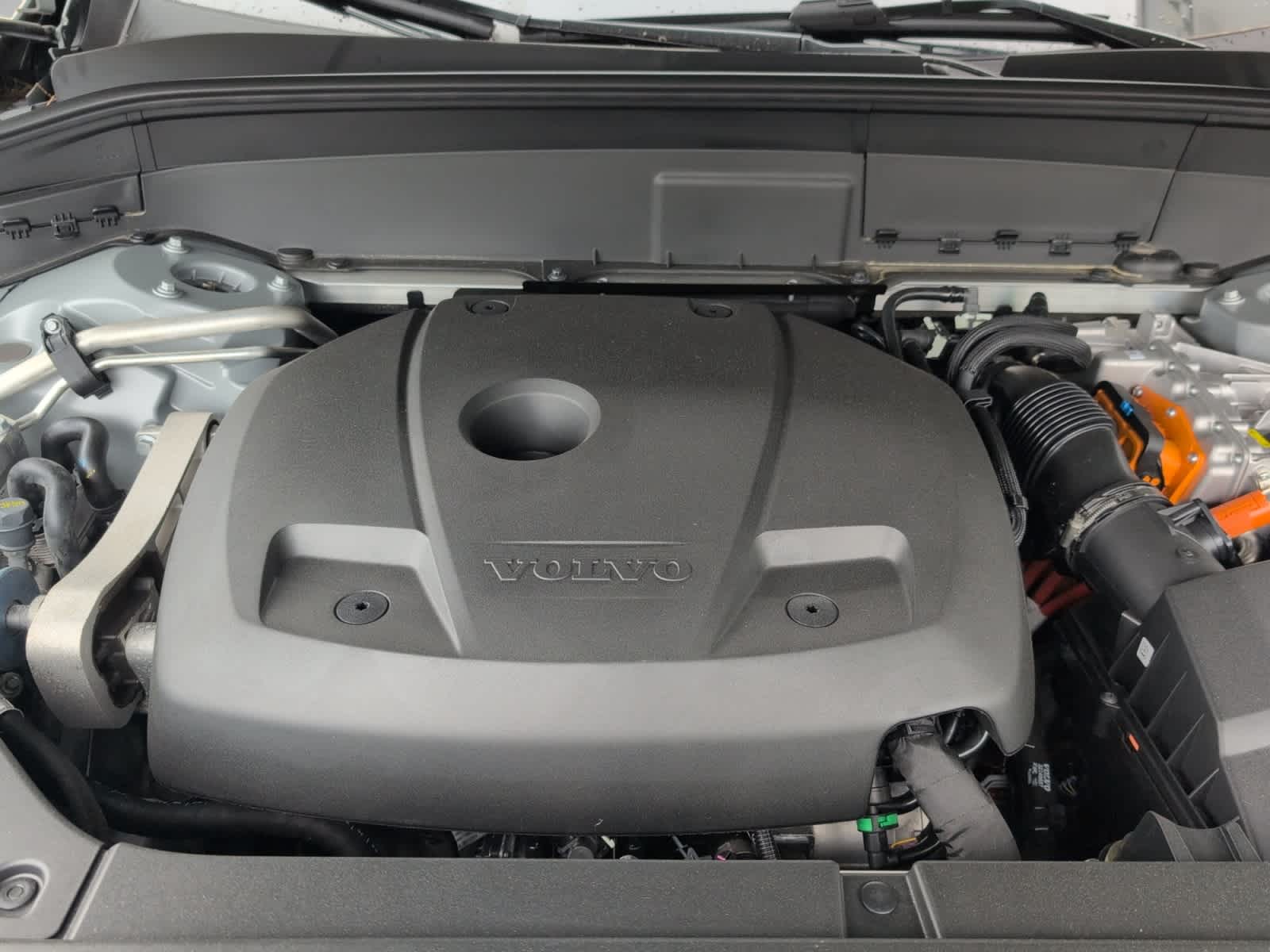 new 2025 Volvo XC90 plug-in hybrid car, priced at $82,365