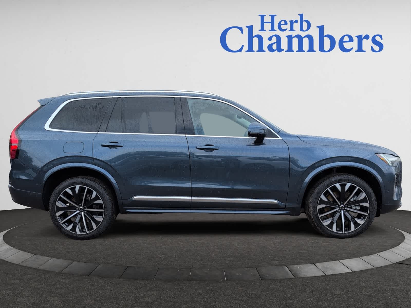 new 2025 Volvo XC90 plug-in hybrid car, priced at $79,635