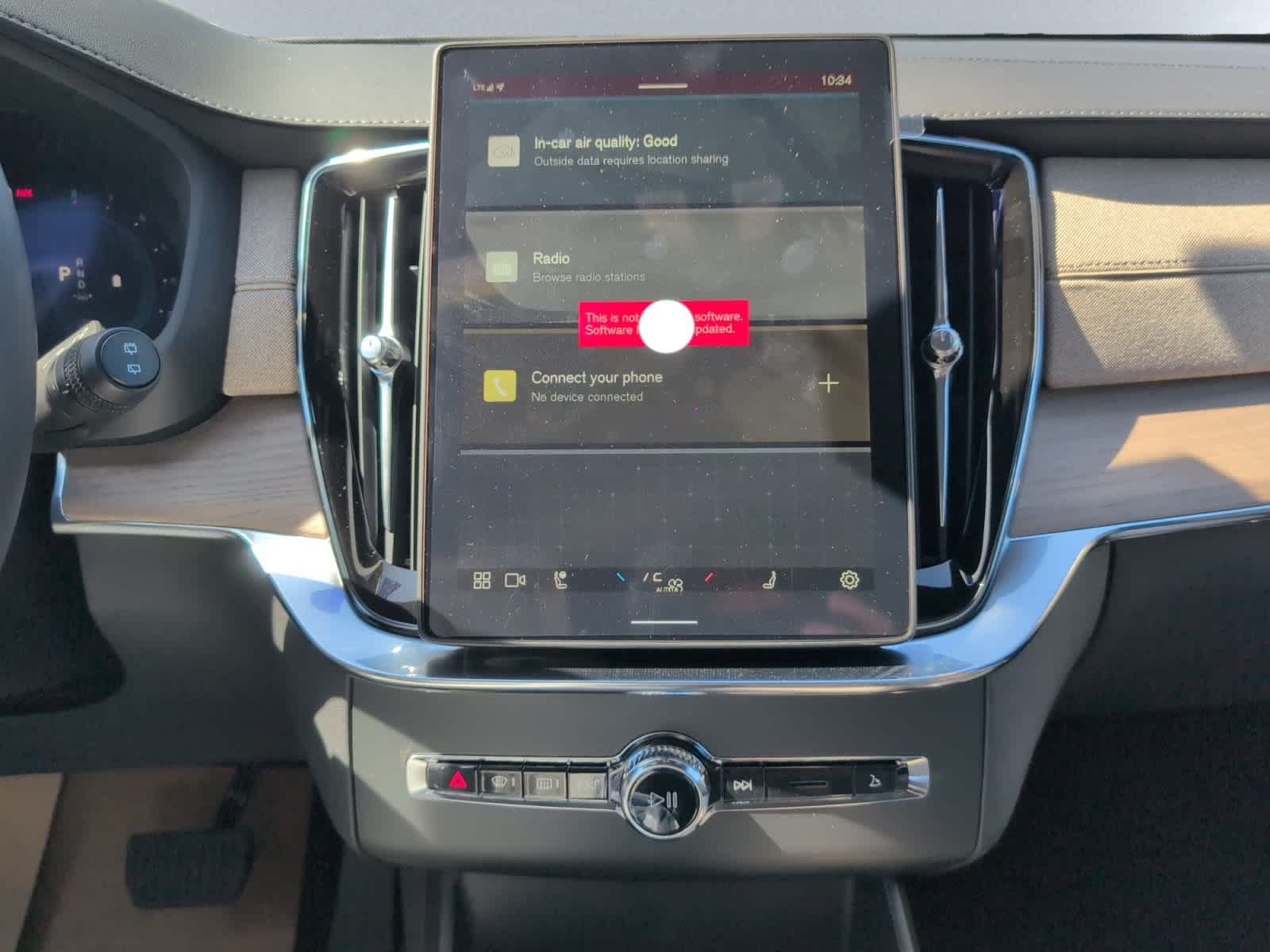 new 2025 Volvo XC90 car, priced at $65,745