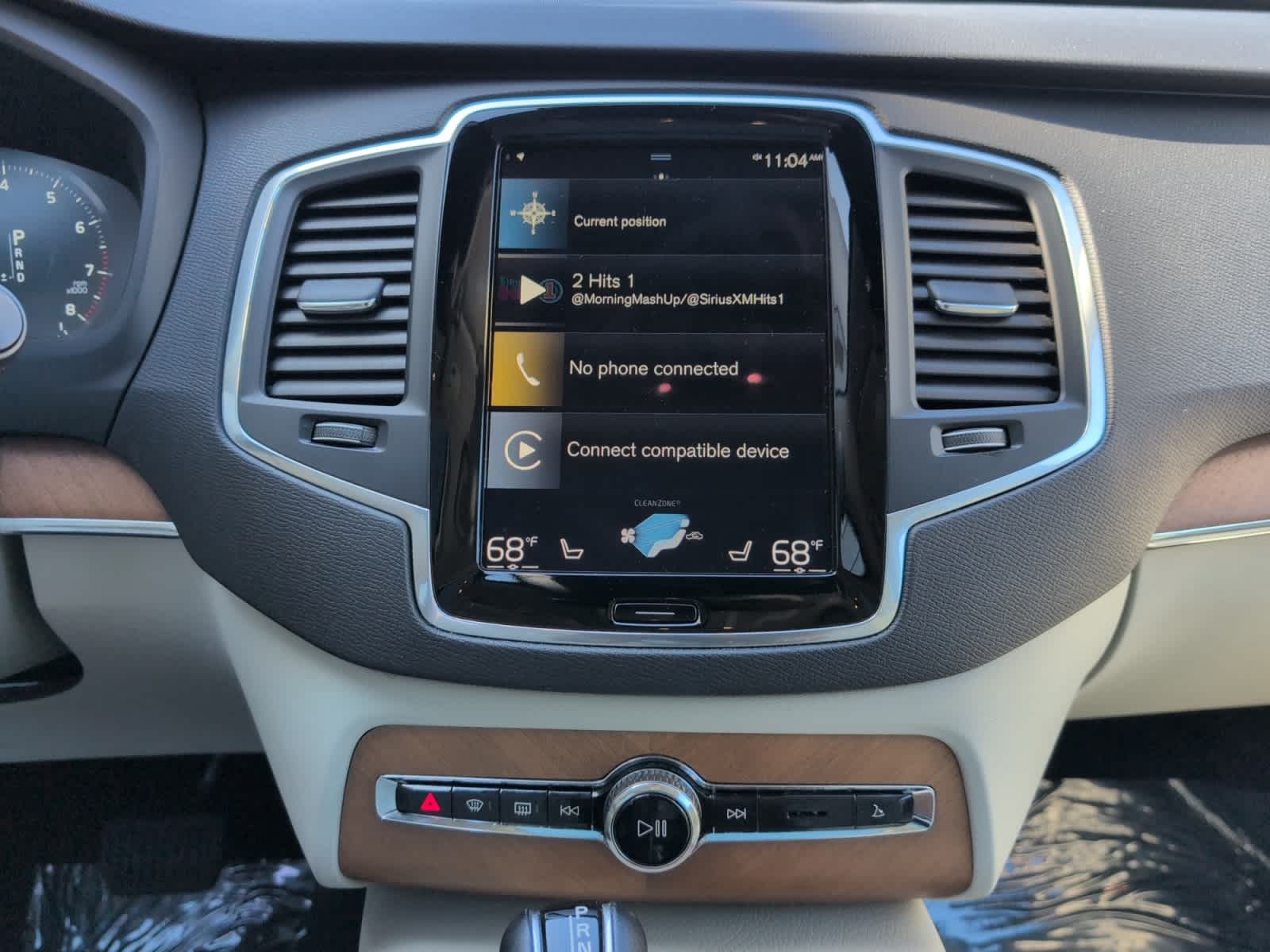 used 2022 Volvo XC90 car, priced at $42,998