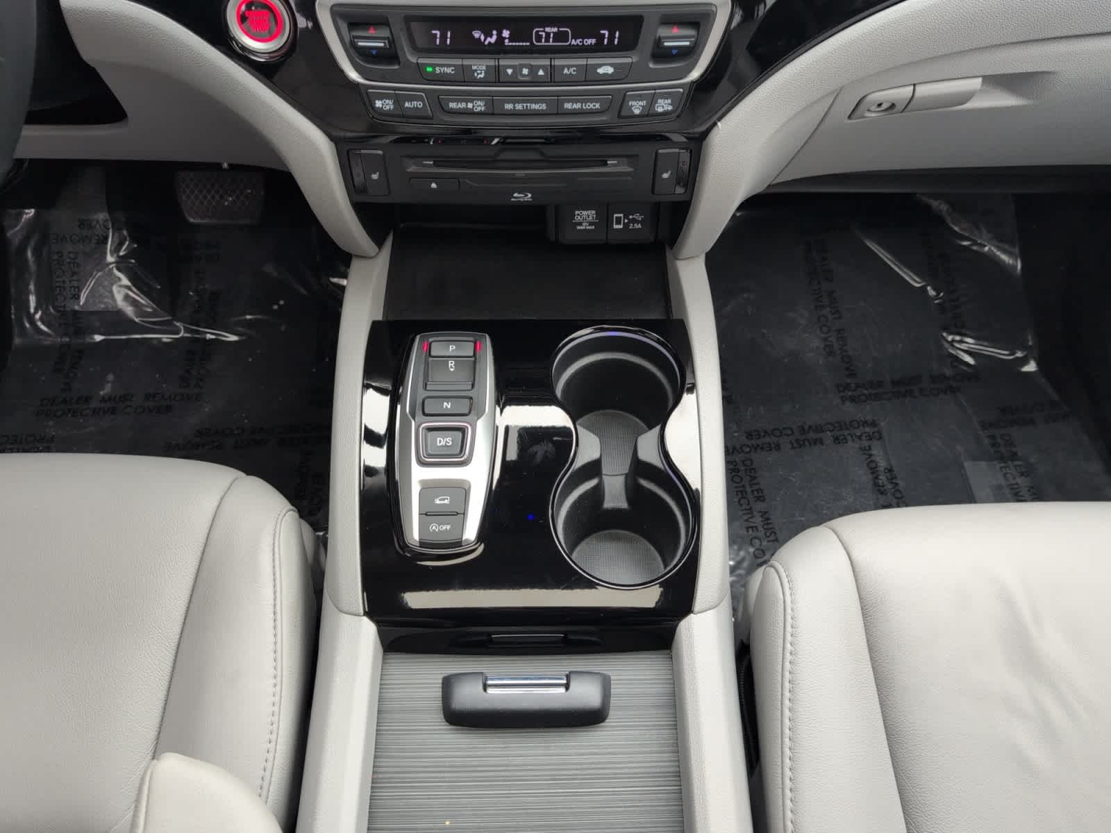 used 2021 Honda Pilot car, priced at $31,998