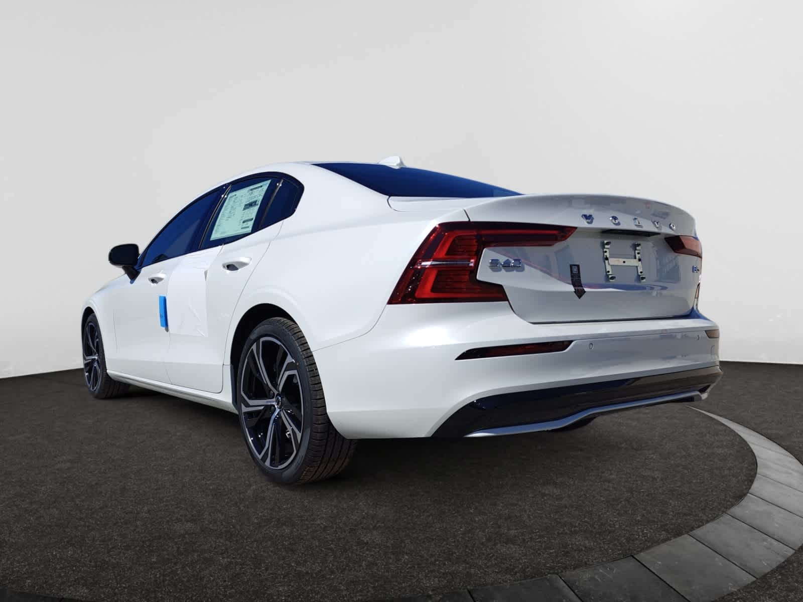 new 2024 Volvo S60 car, priced at $45,825