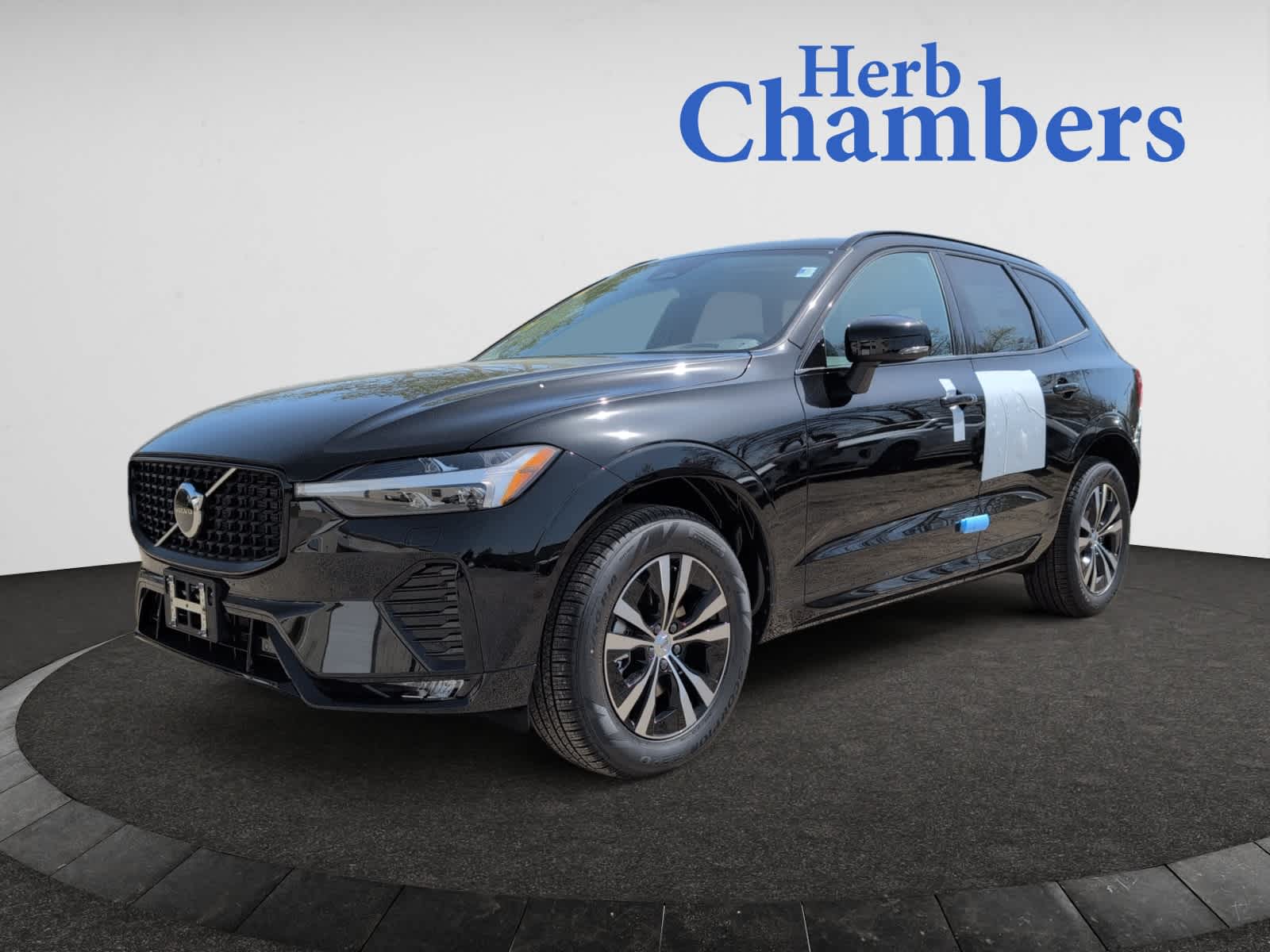 new 2025 Volvo XC60 car, priced at $50,300