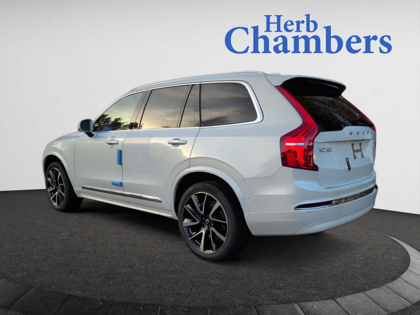 new 2025 Volvo XC90 car, priced at $64,465